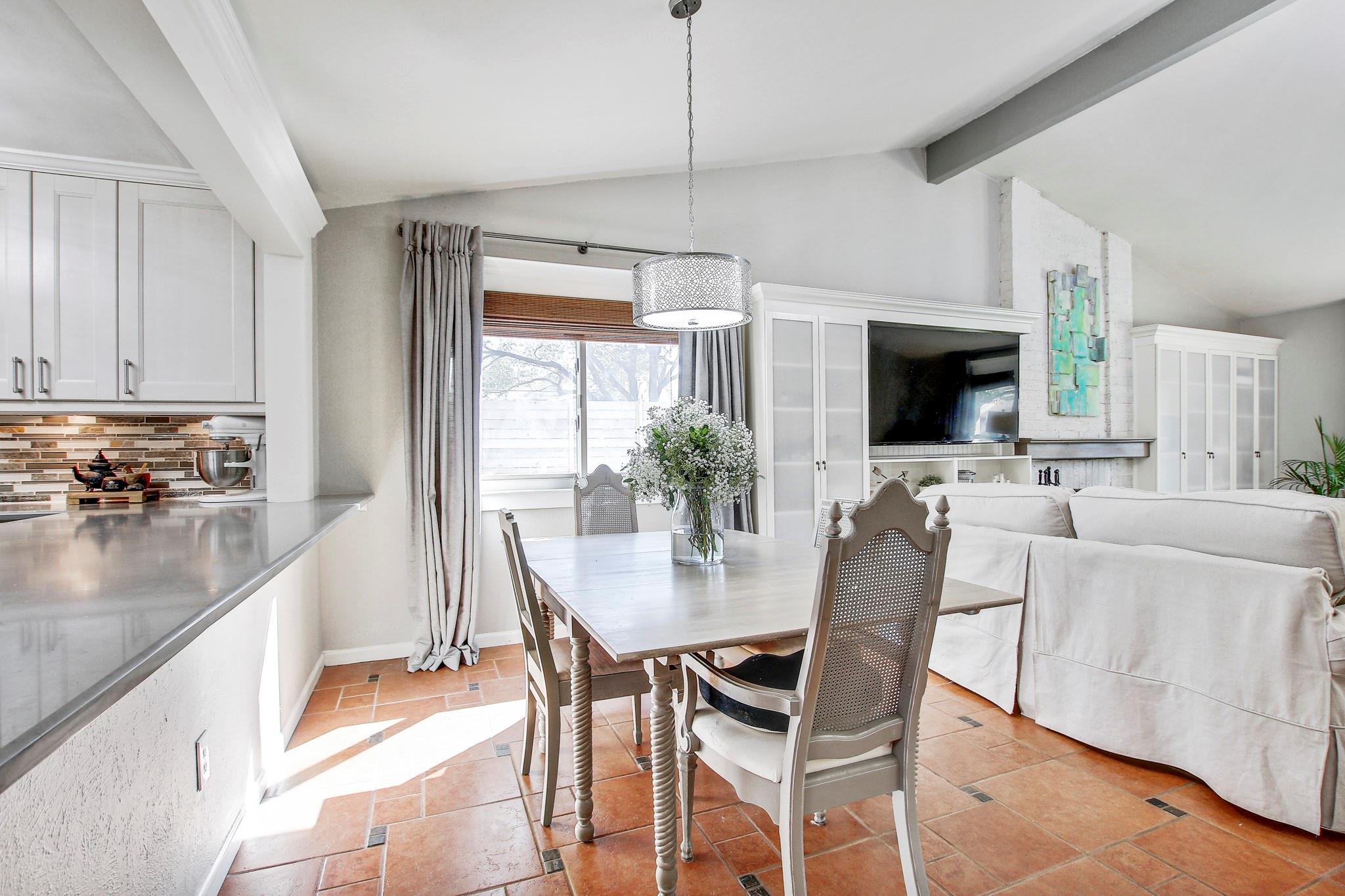 7741 Manassas Dr, Austin, TX 78745