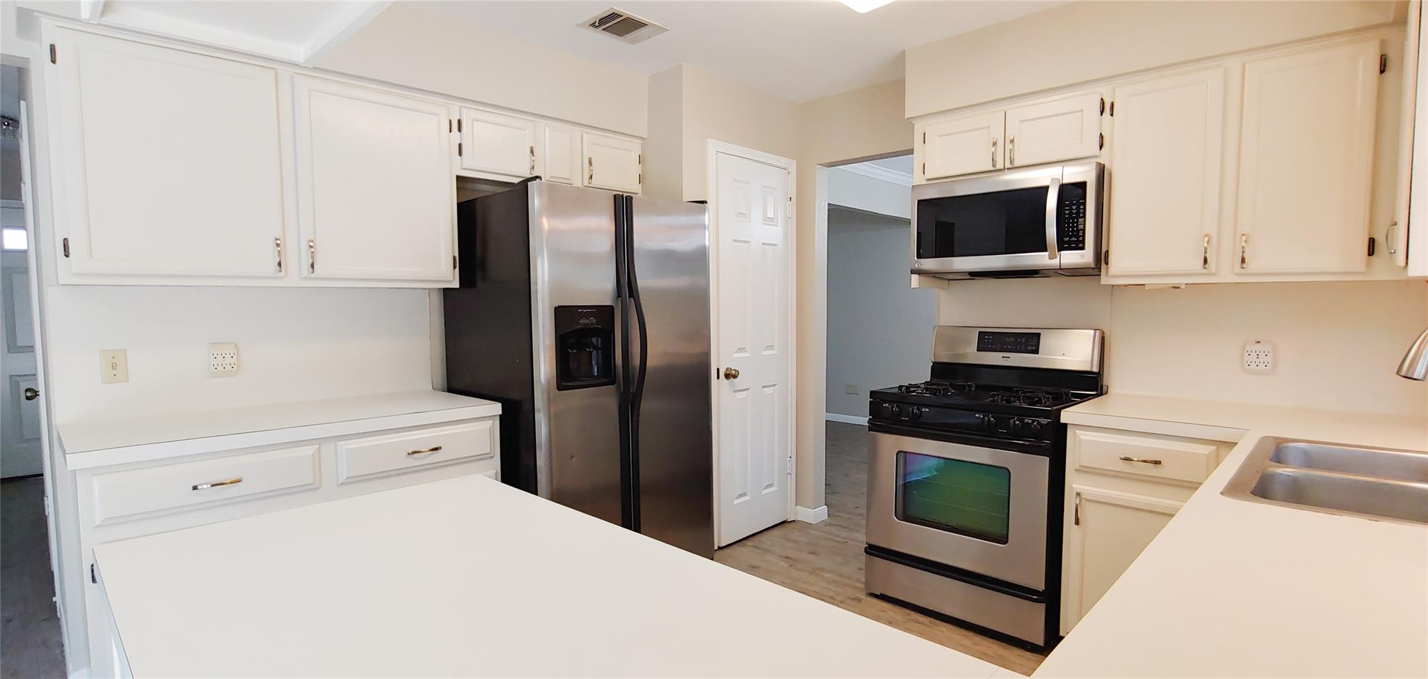 11707 Barchetta Dr, Austin, TX 78758