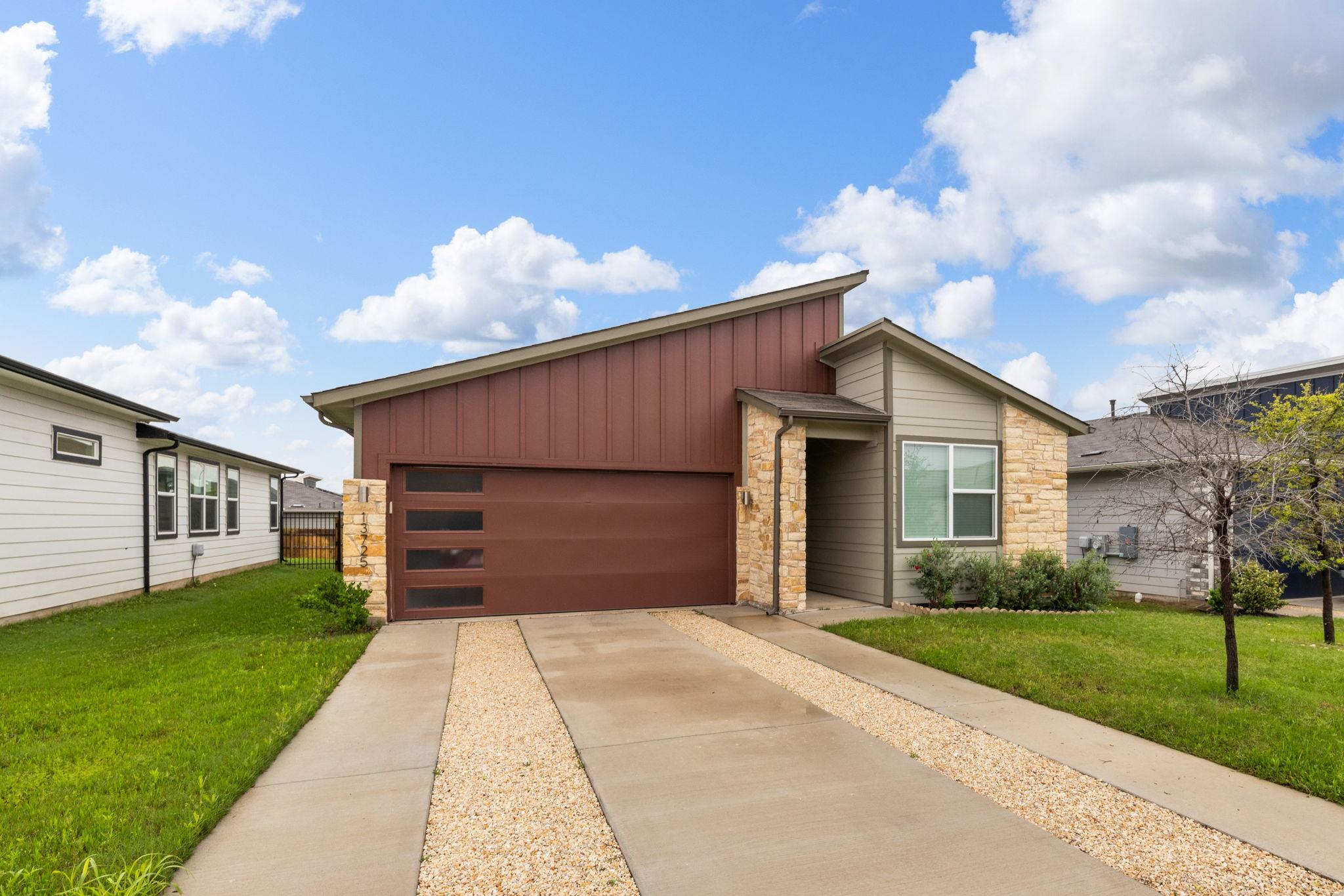 13725 Lubeck Dr, Pflugerville, TX 78660