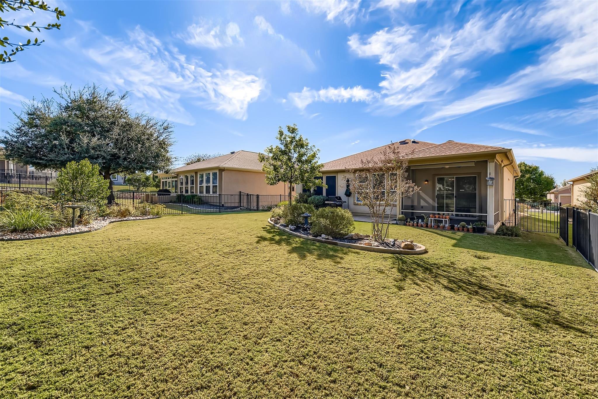 723 Independence Creek Ln, Georgetown, TX 78633