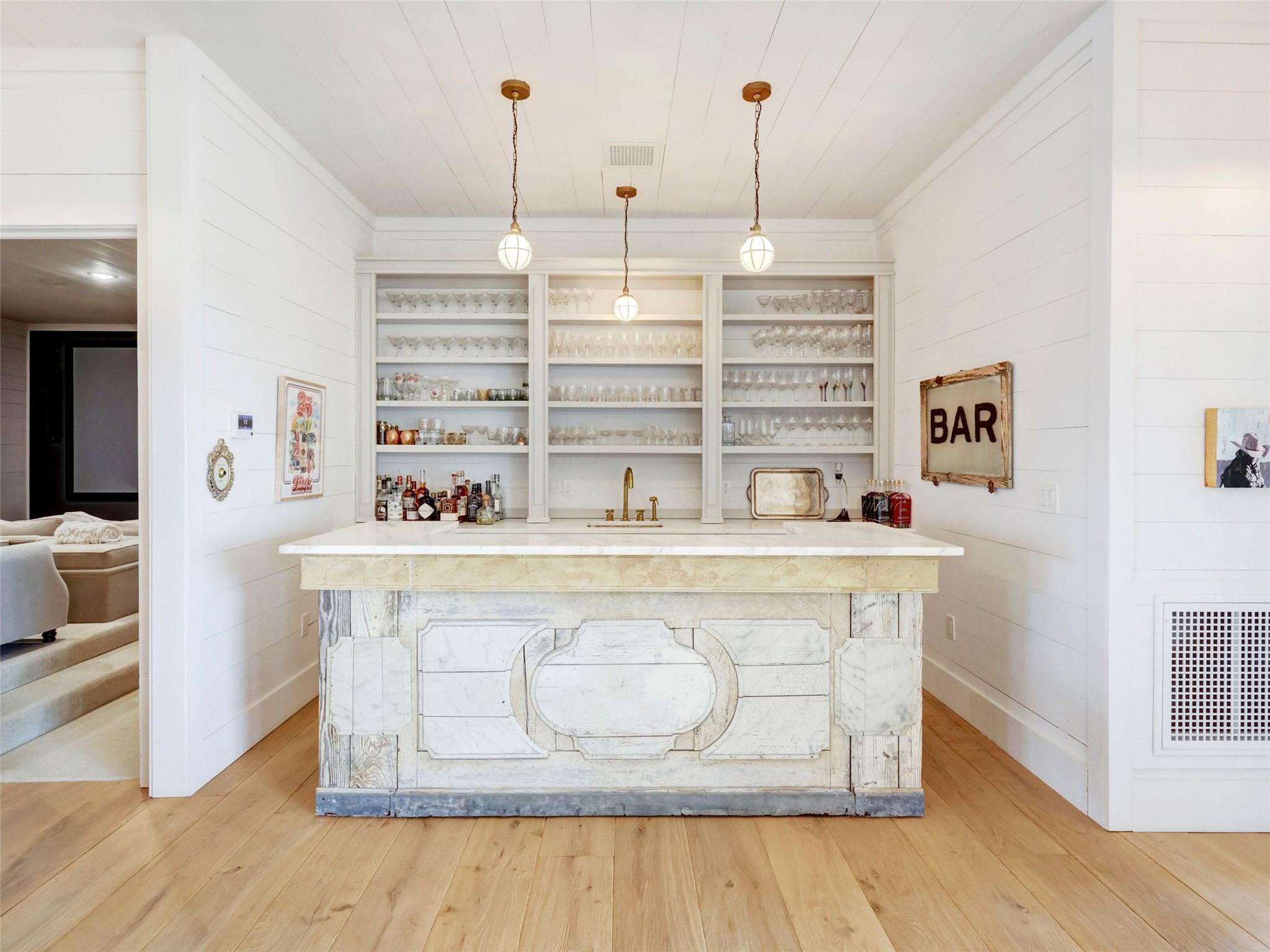 314 Big Sky Ranch Rd, Smithville, TX 78957