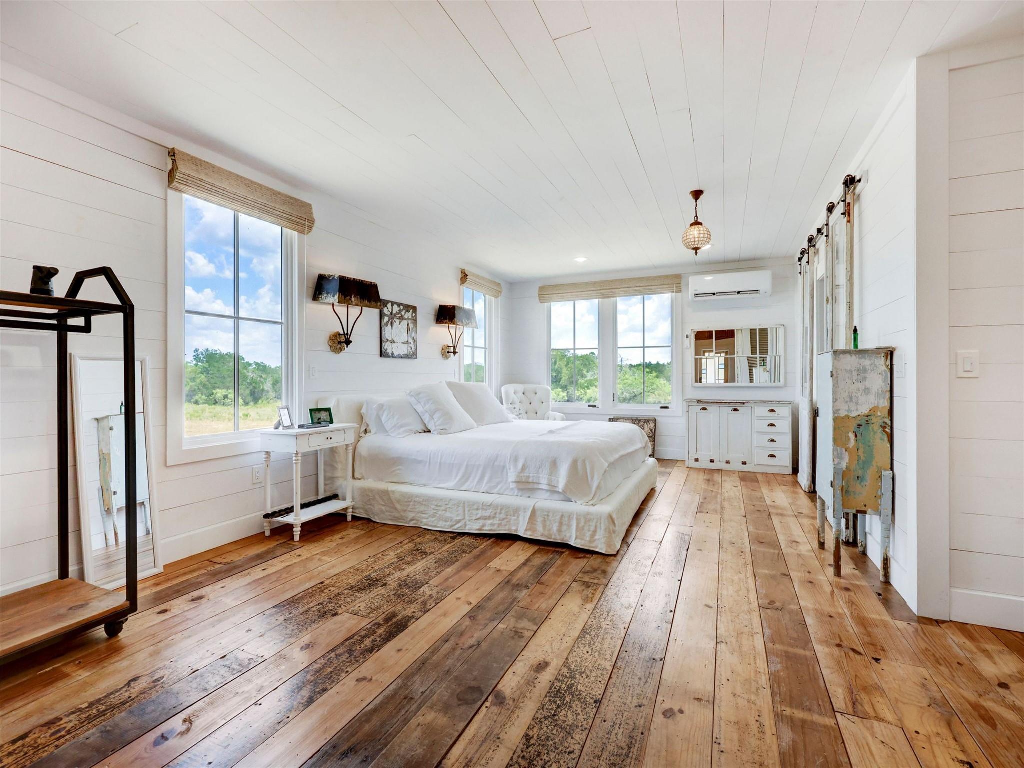 314 Big Sky Ranch Rd, Smithville, TX 78957