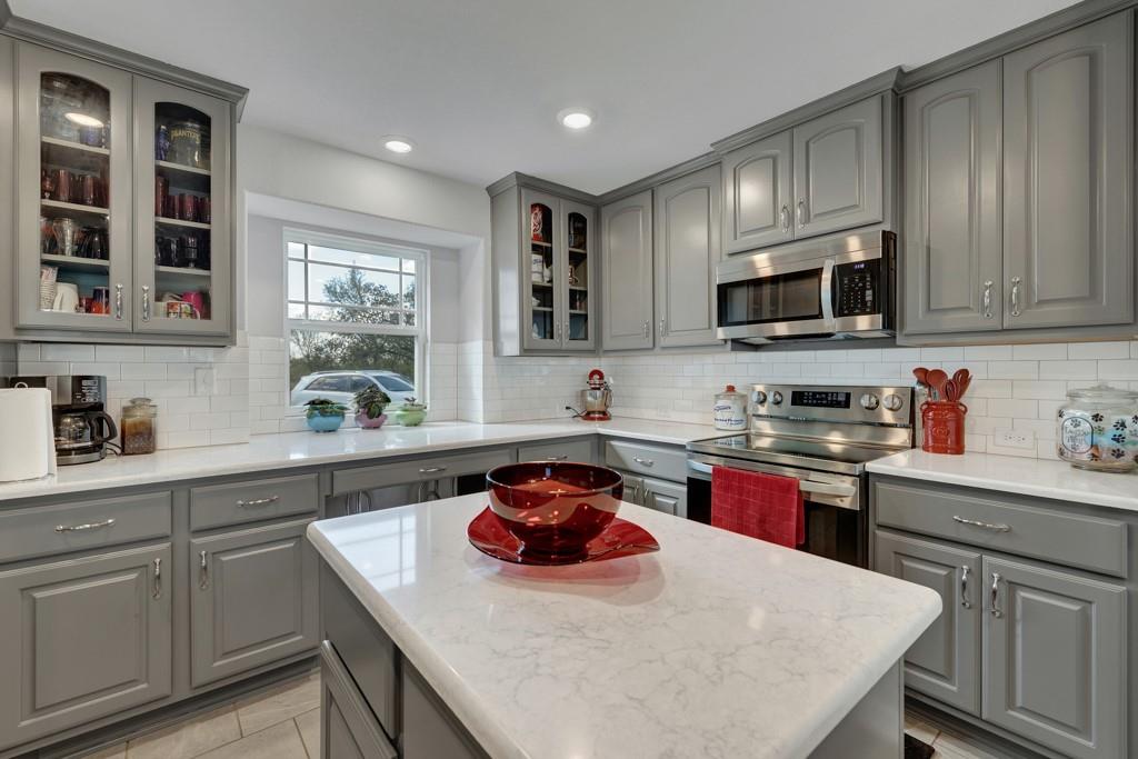 2354 Fm 2438, Seguin, TX 78155