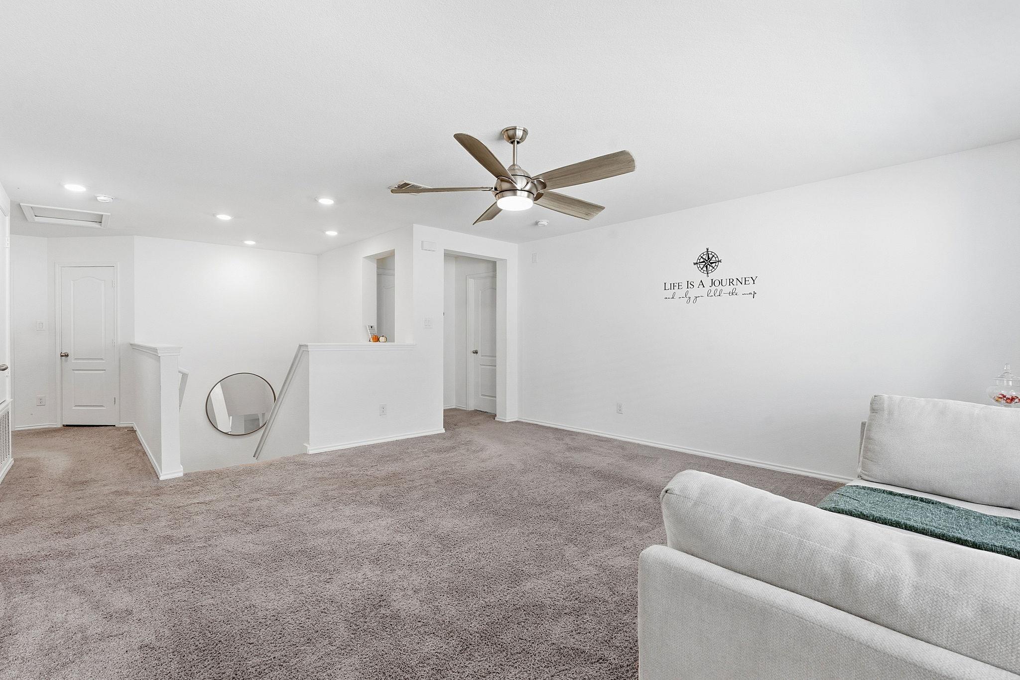 209 Kennicott Dr, Kyle, TX 78640