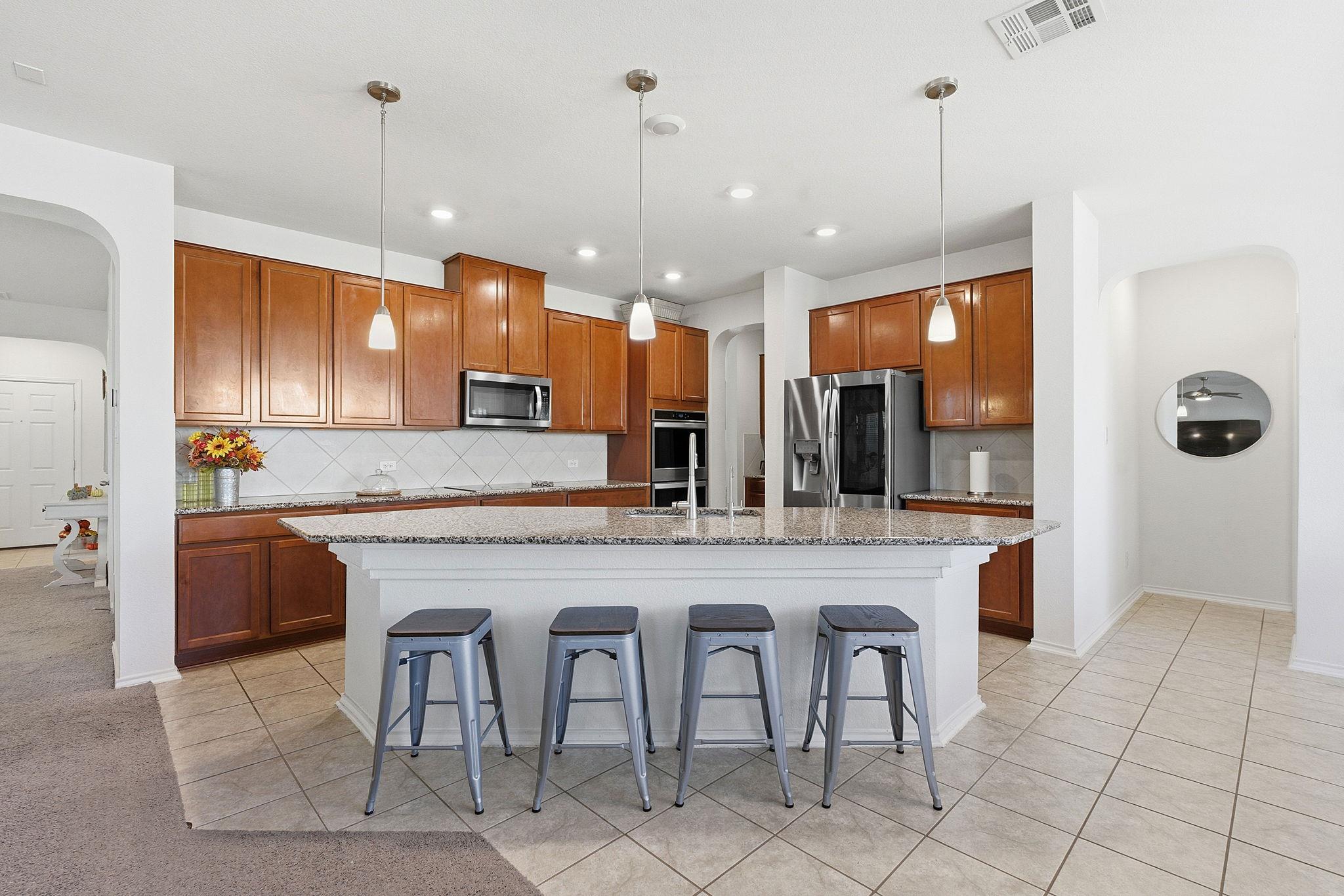 209 Kennicott Dr, Kyle, TX 78640