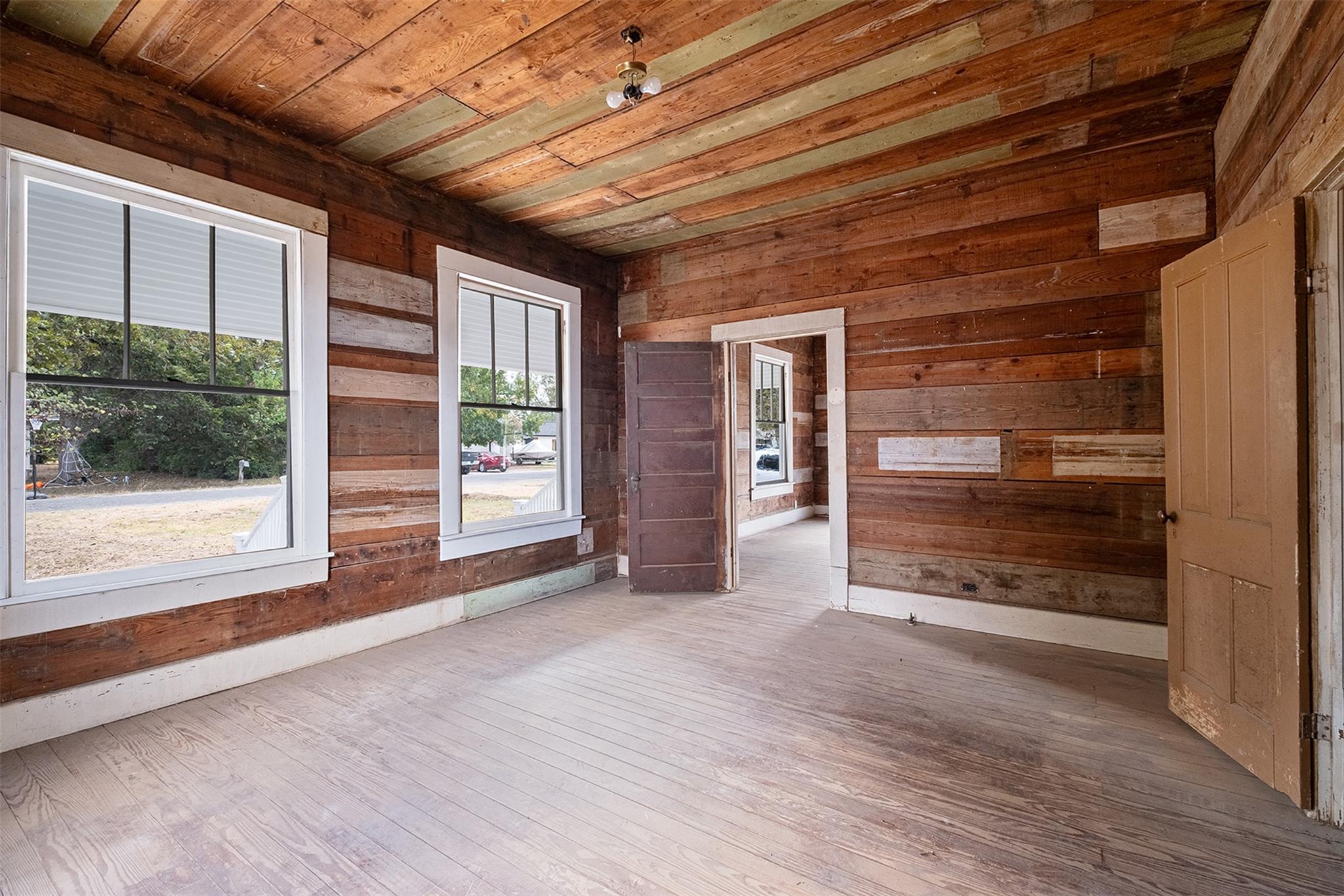 304 Washington St, Smithville, TX 78957