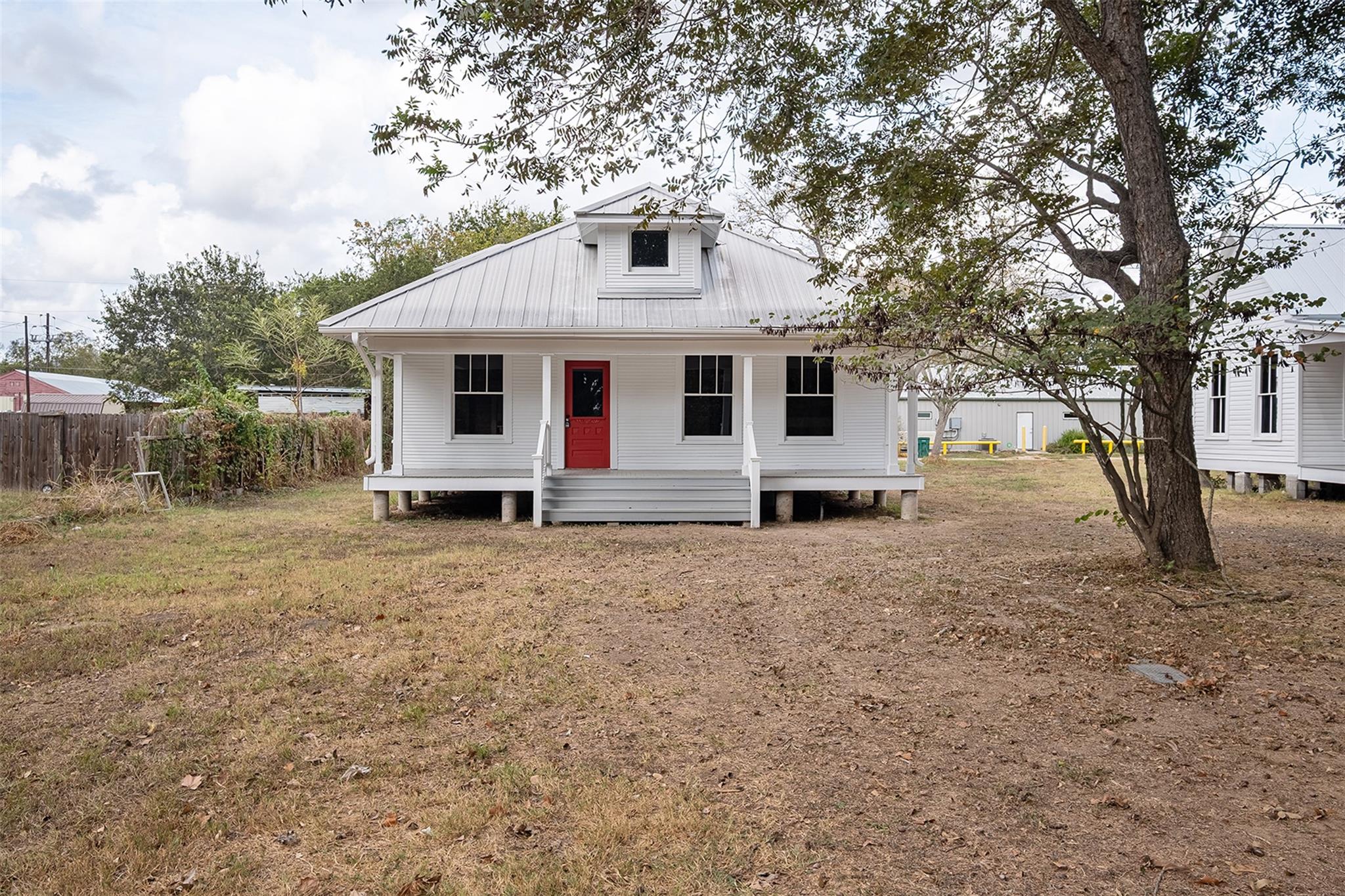 304 Washington St, Smithville, TX 78957