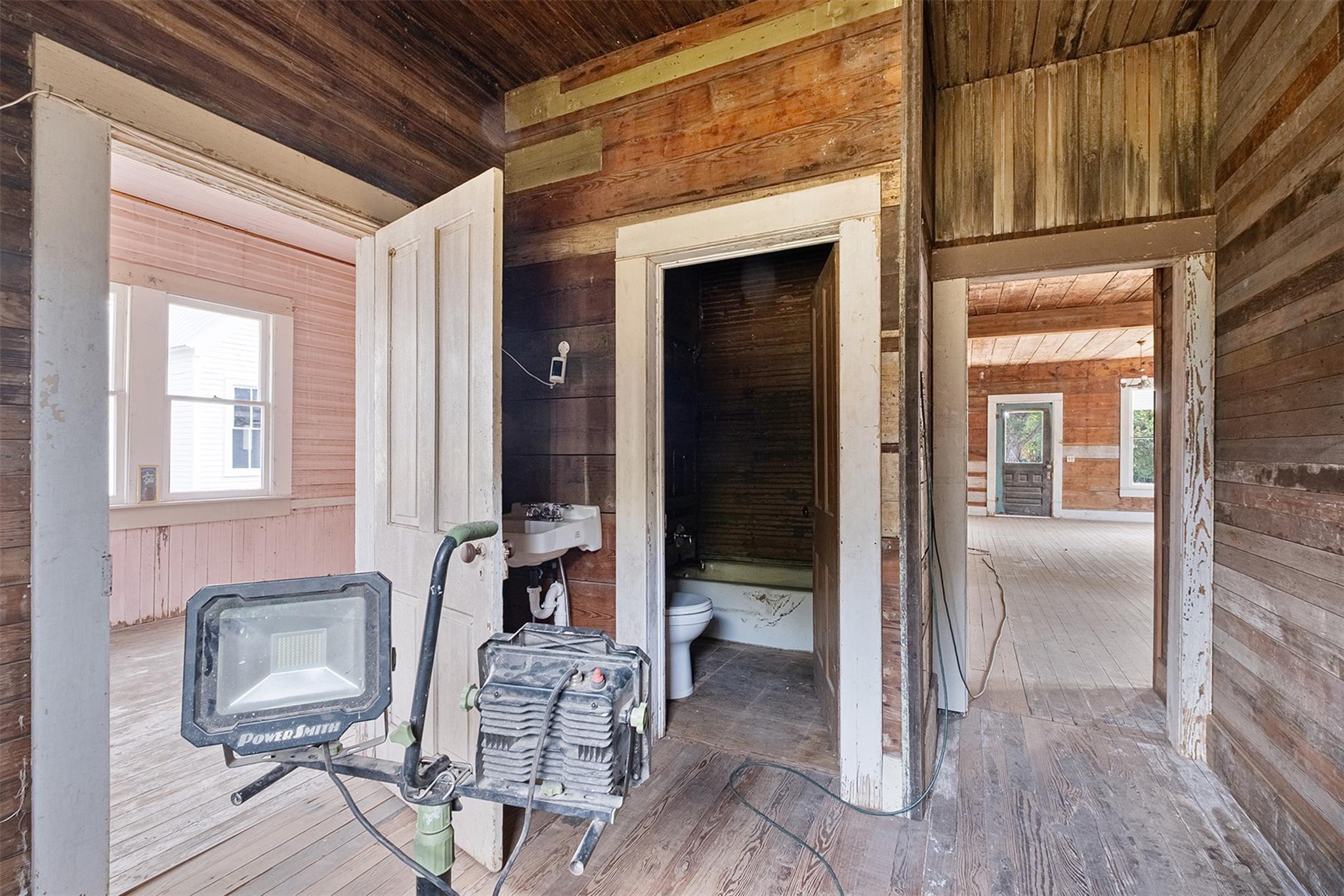 304 Washington St, Smithville, TX 78957