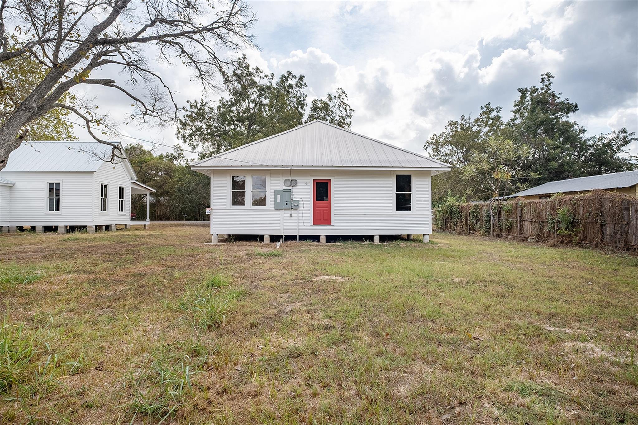 304 Washington St, Smithville, TX 78957