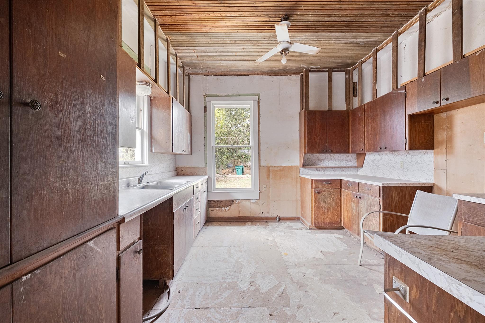 304 Washington St, Smithville, TX 78957