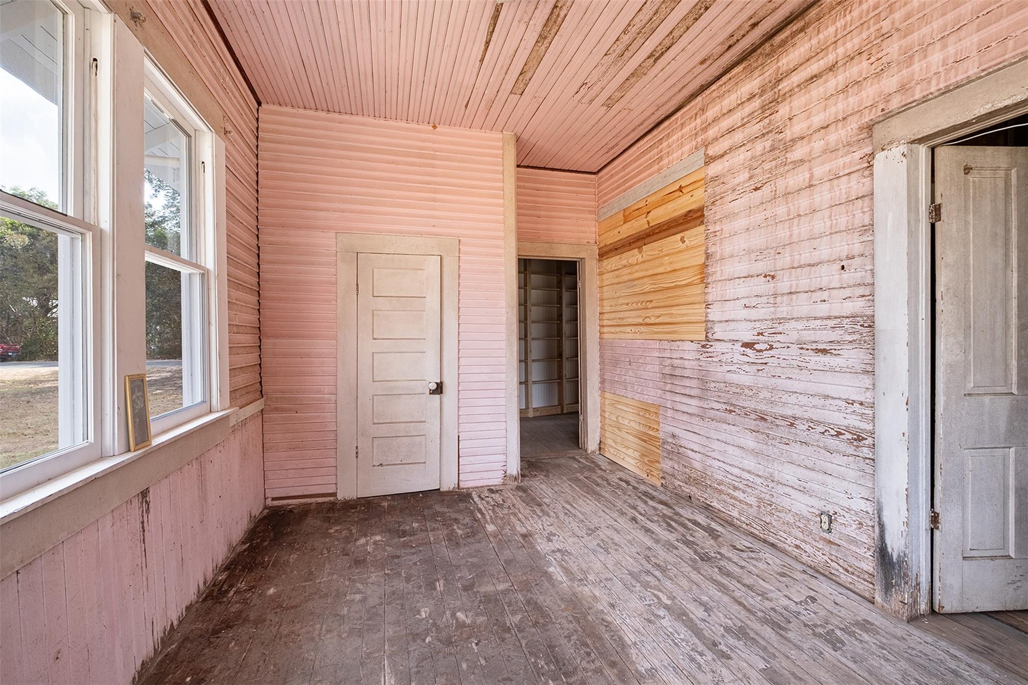 304 Washington St, Smithville, TX 78957