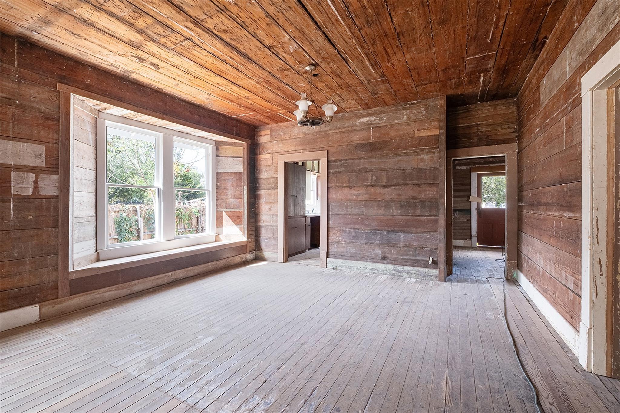 304 Washington St, Smithville, TX 78957