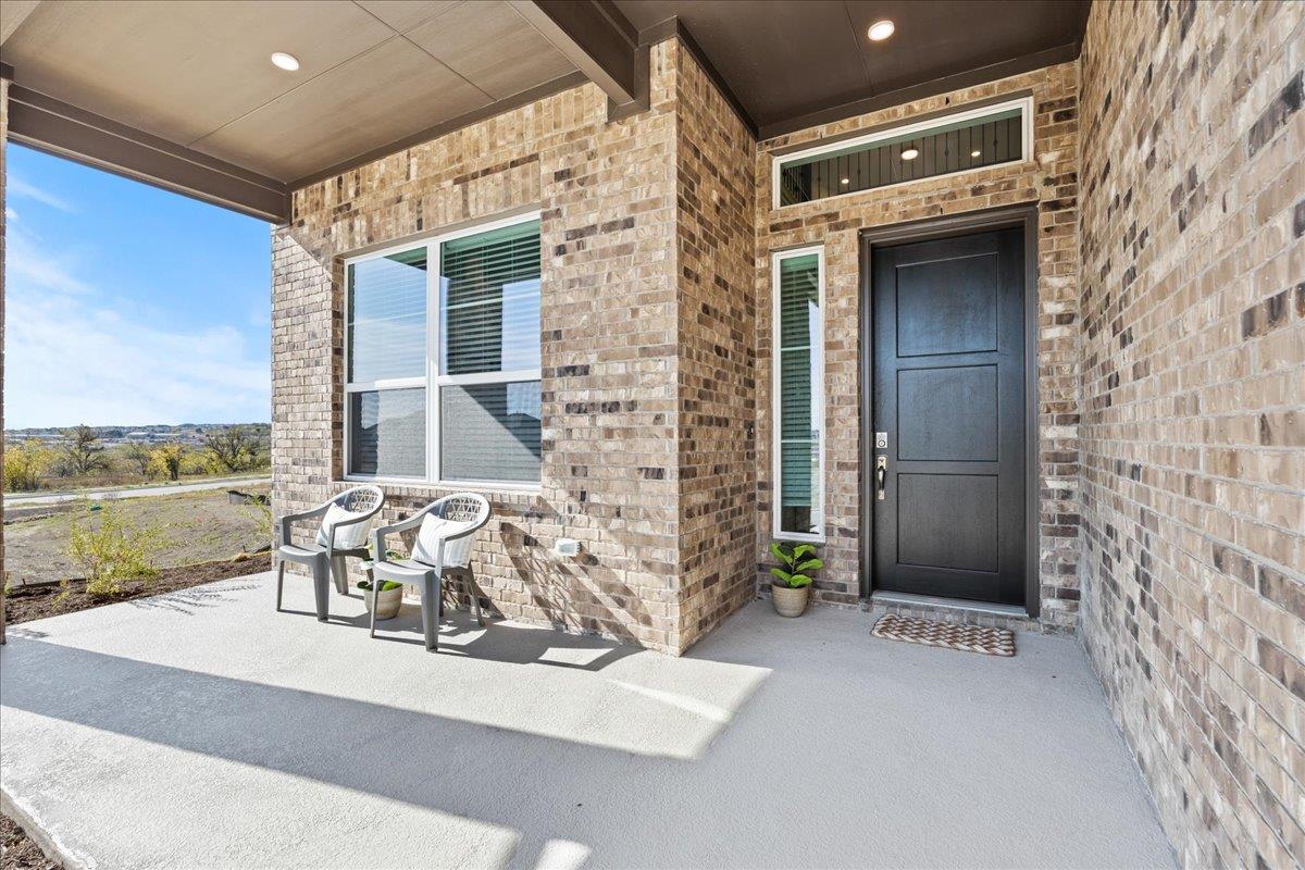 530 Diamondleaf Dr, Buda, TX 78610