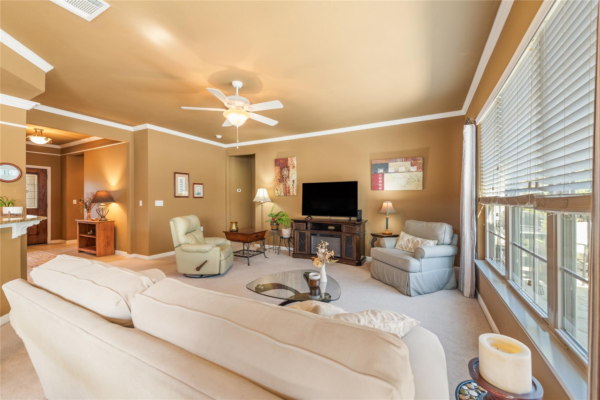 202 Fieldstone Dr, Georgetown, TX 78633