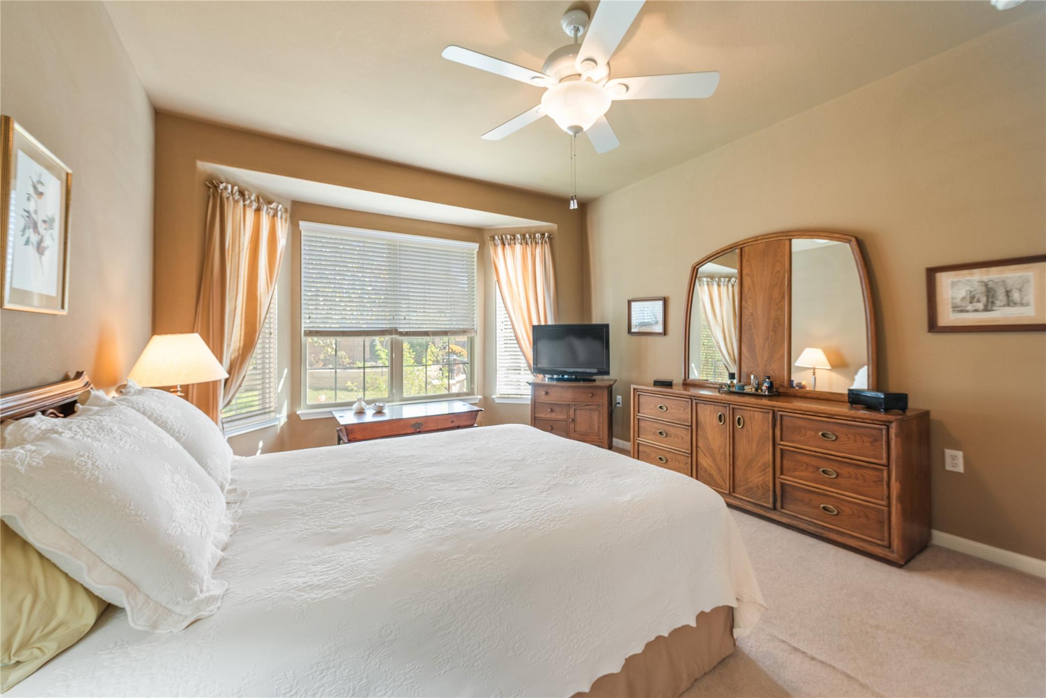 202 Fieldstone Dr, Georgetown, TX 78633