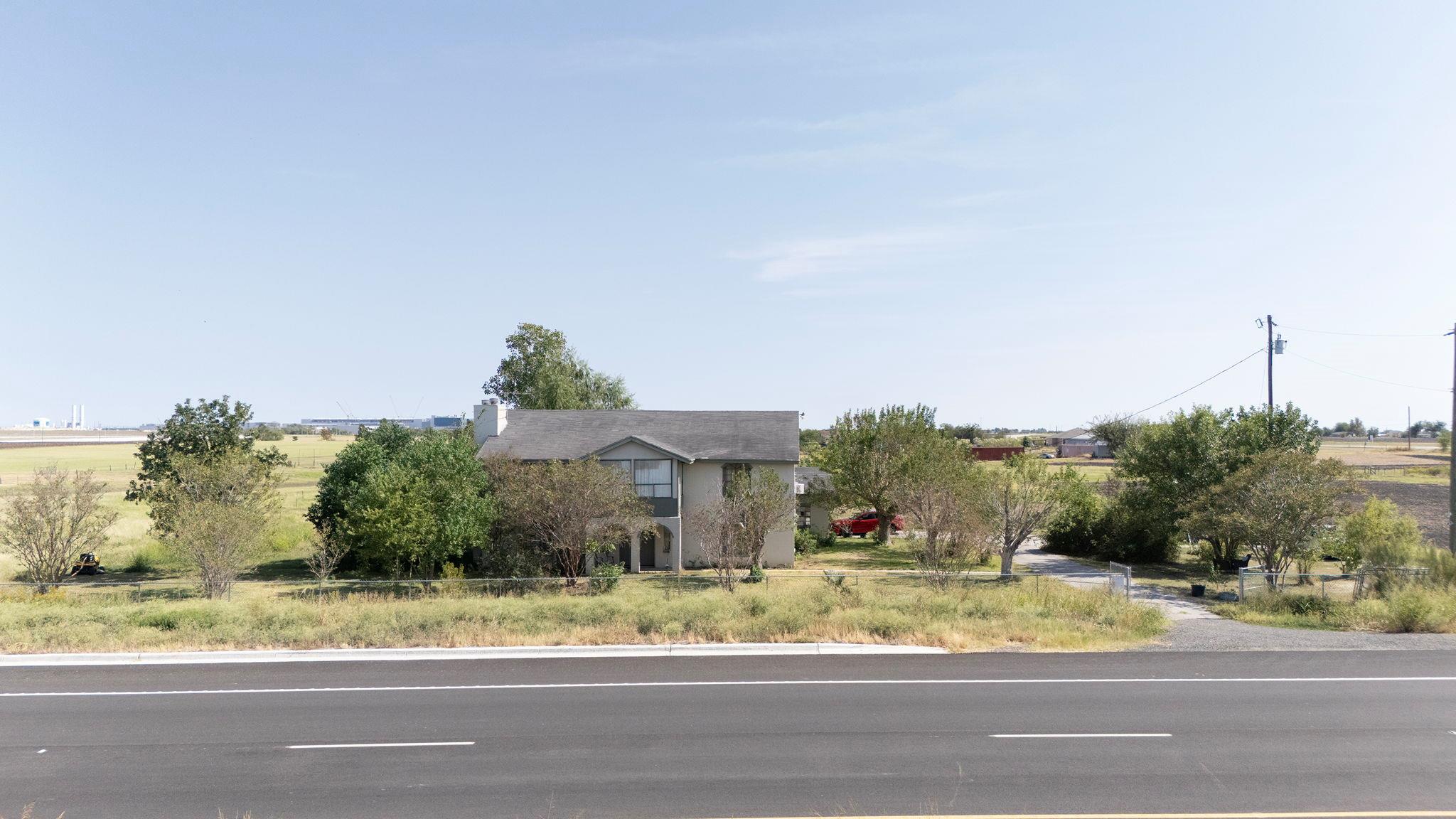 1451 Fm 3349, Taylor, TX 76574