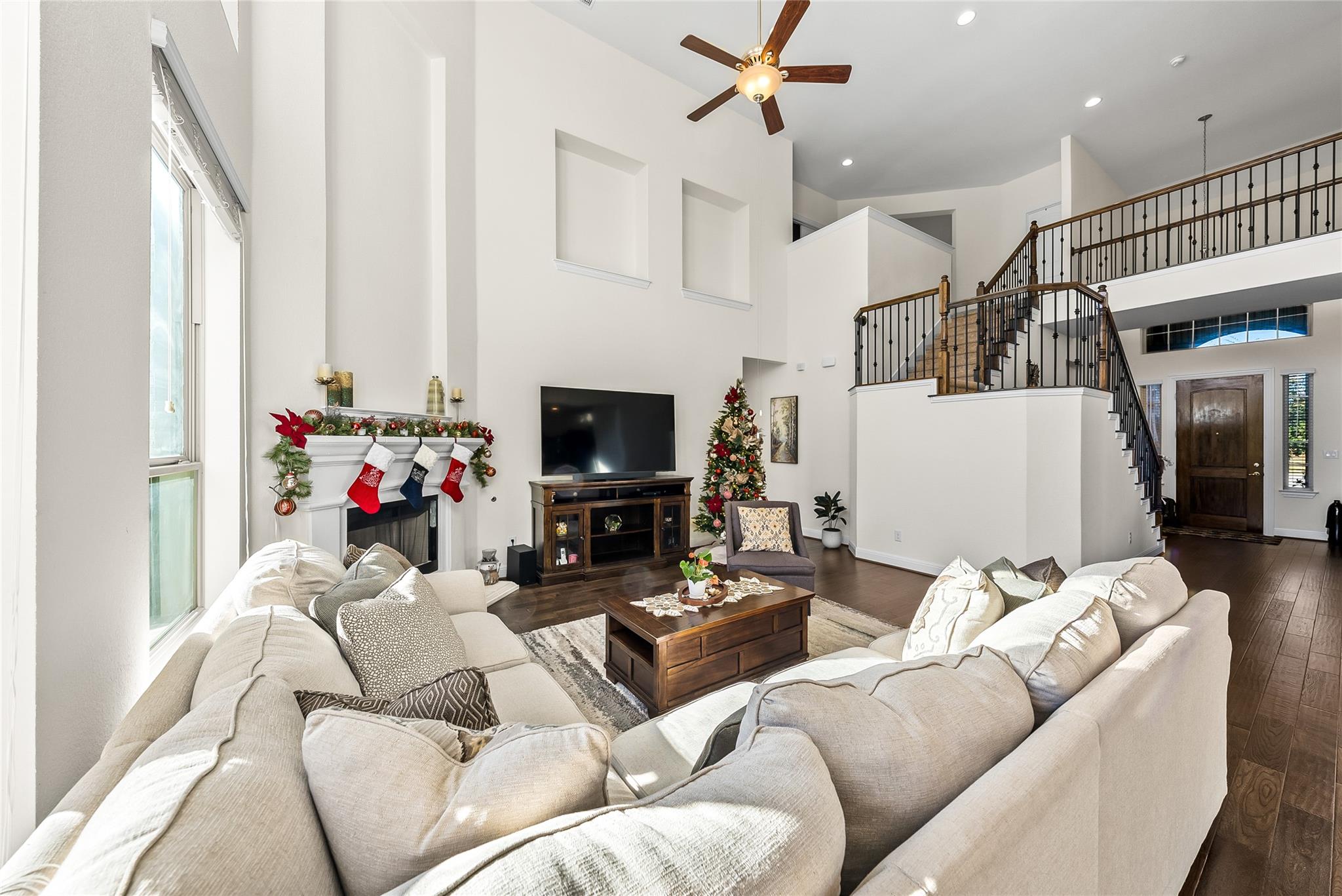 5221 Cedro Elm Dr, Austin, TX 78738