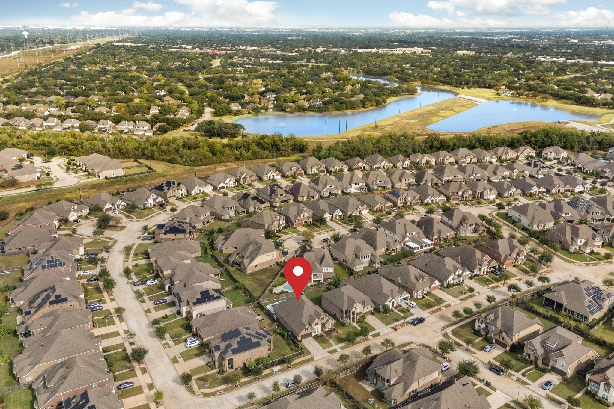 4526 Highland Field Ln, Sugar Land, TX 77479