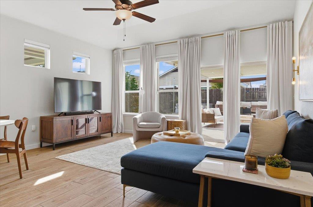 8301 Dampton Ln, Austin, TX 78744