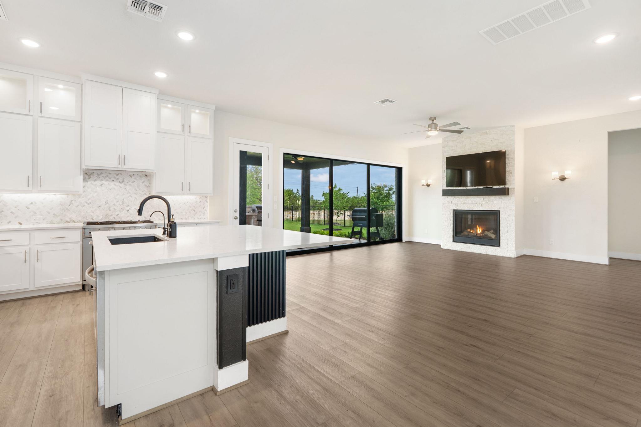 504 Tomichi Trl, Austin, TX 78738