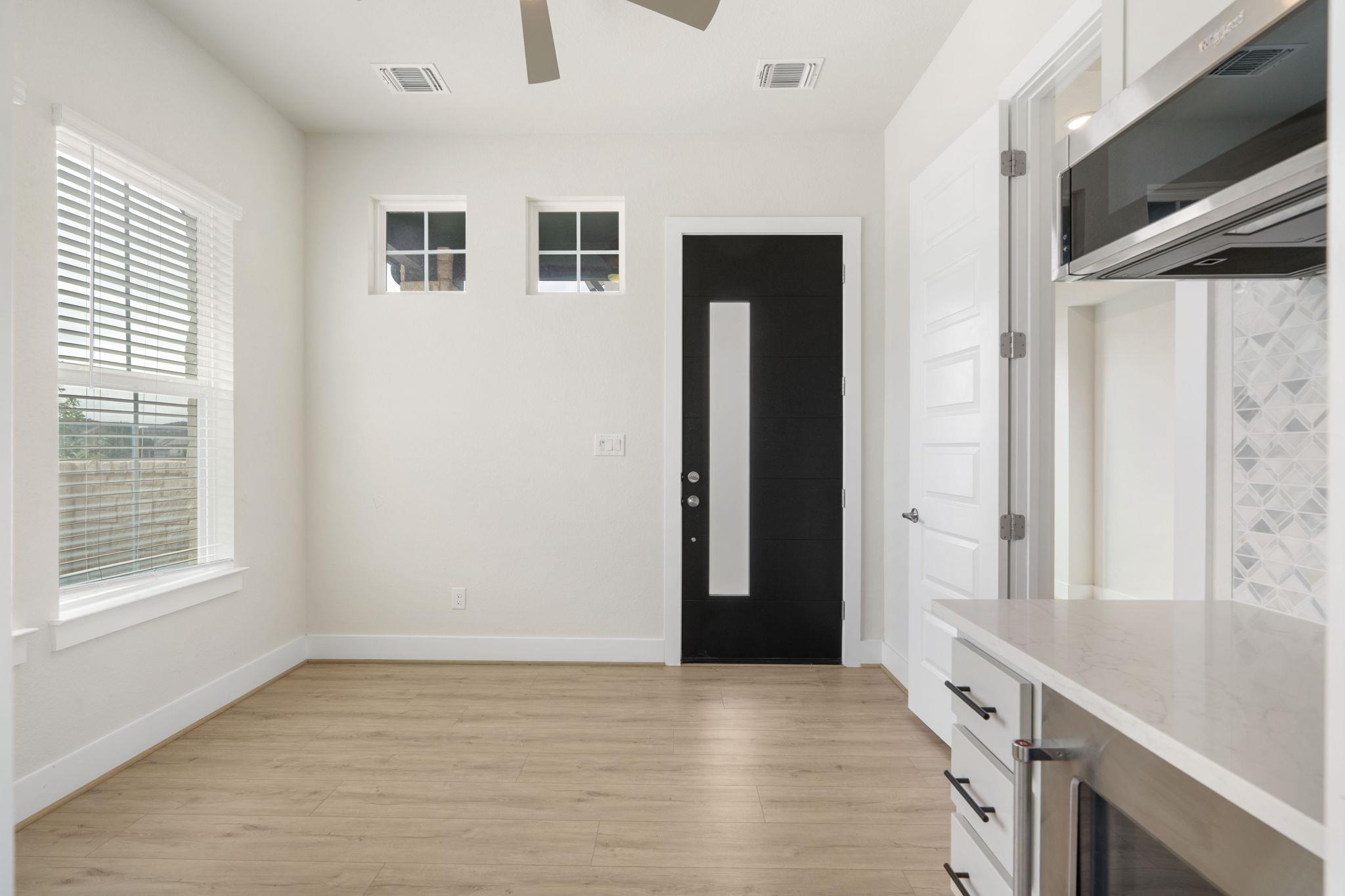 504 Tomichi Trl, Austin, TX 78738