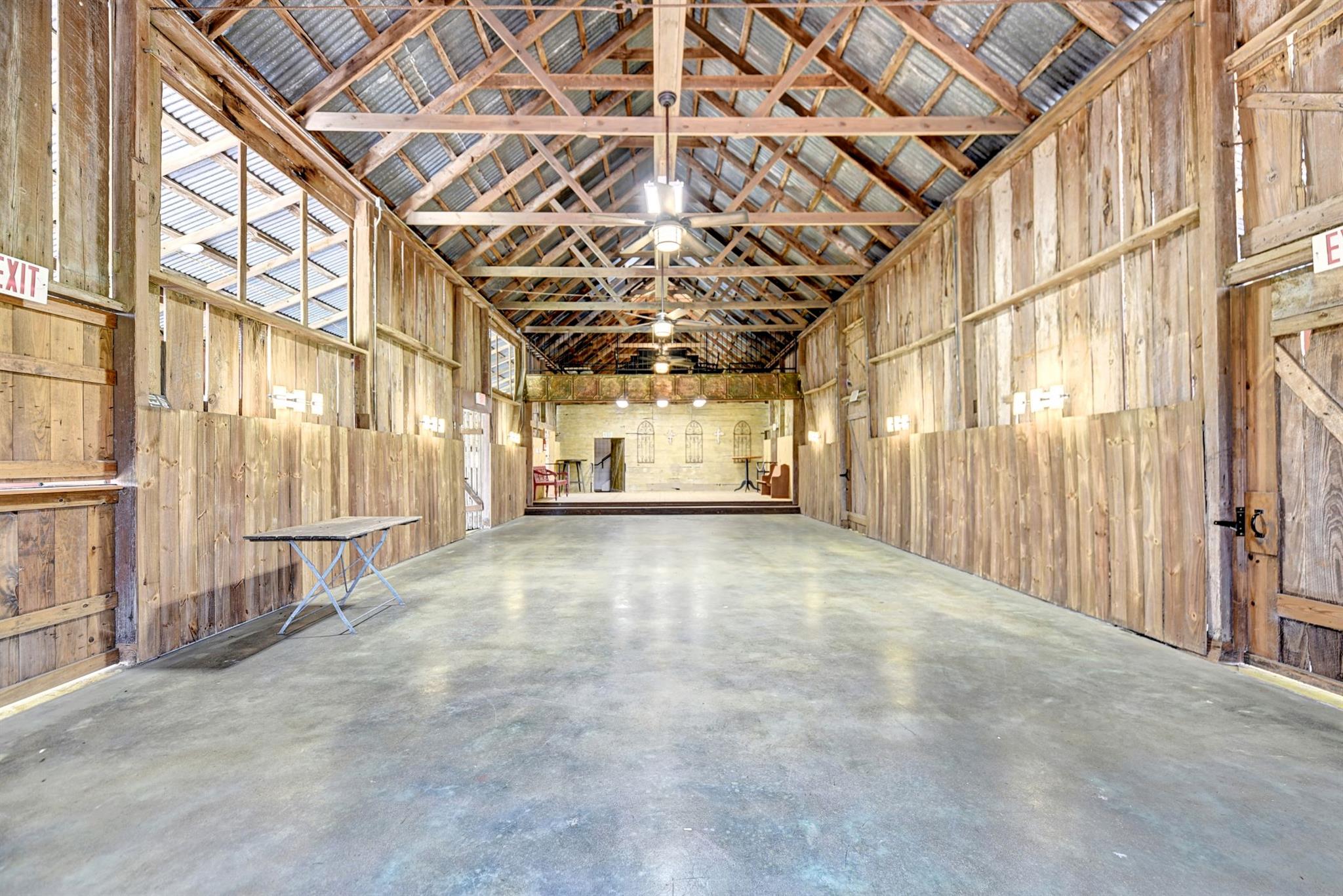 2575 Old Mill Creek Rd, Brenham, TX 77833