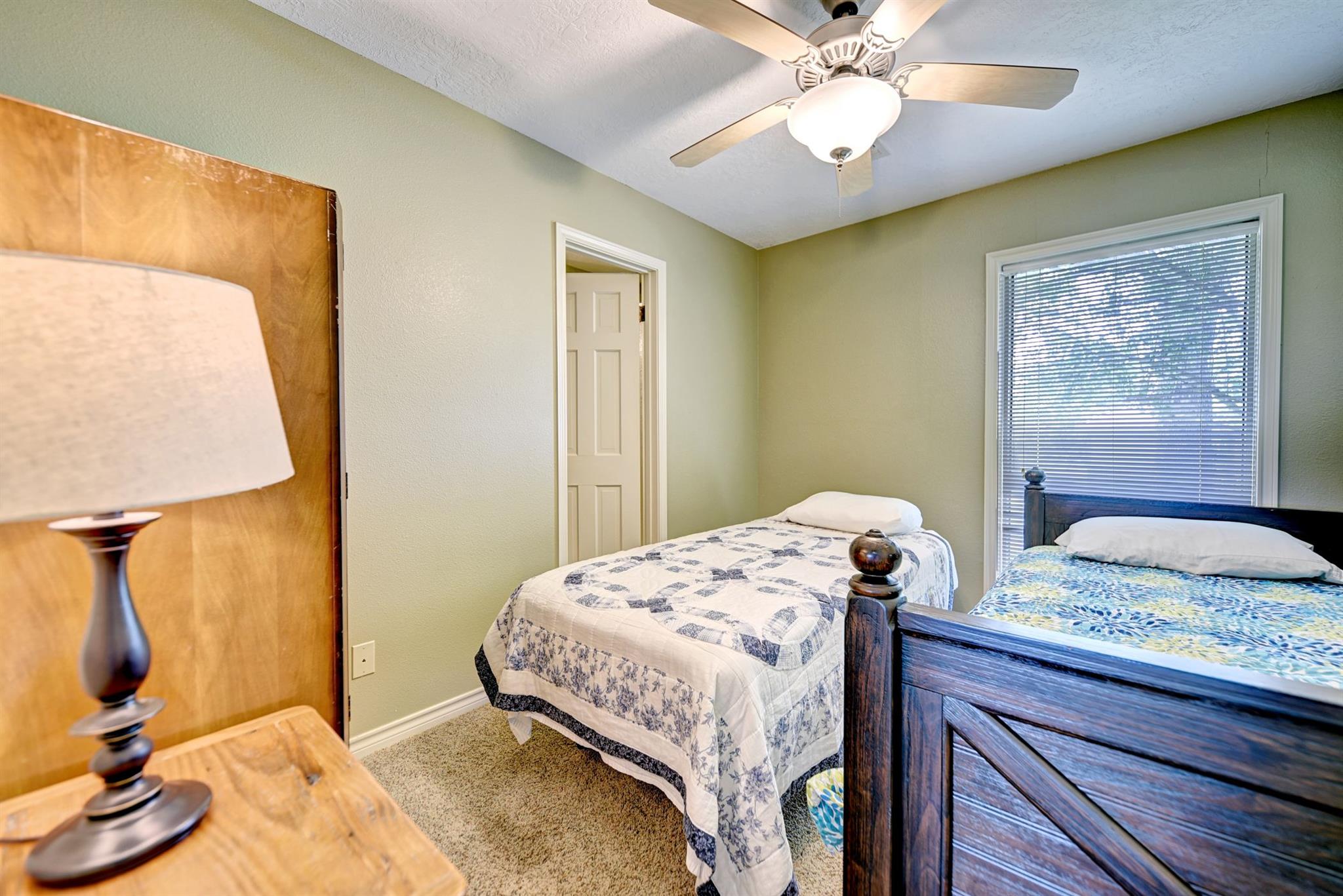 2575 Old Mill Creek Rd, Brenham, TX 77833