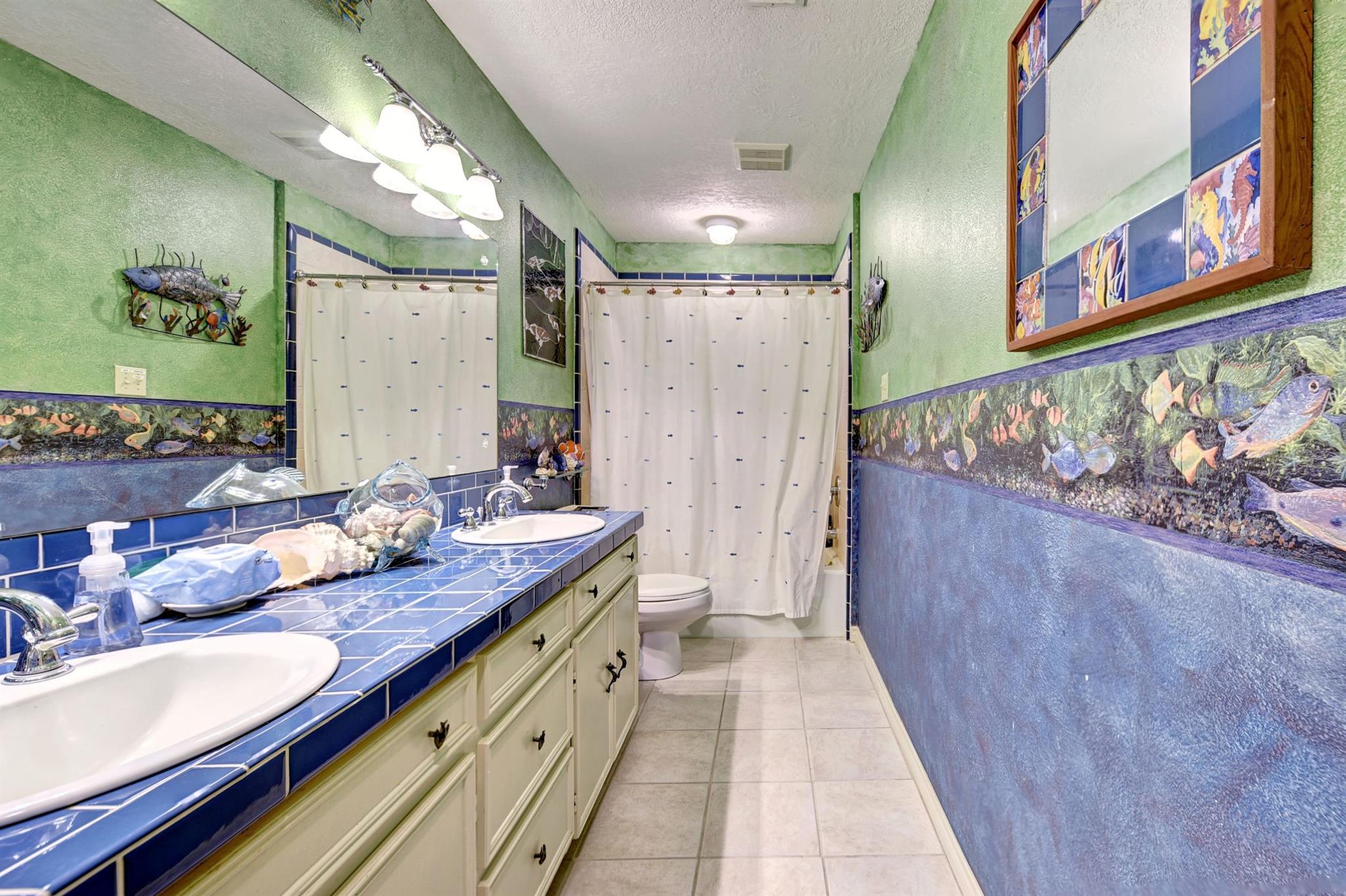 2575 Old Mill Creek Rd, Brenham, TX 77833