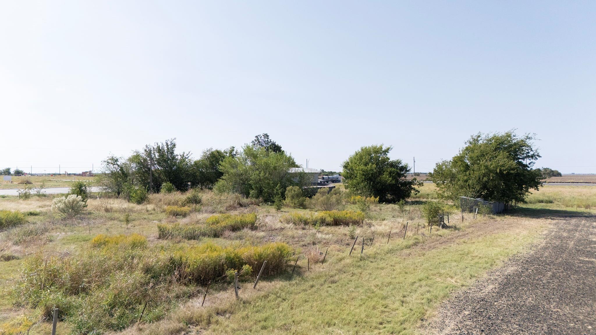 1451 Fm 3349 Rd, Taylor, TX 76574