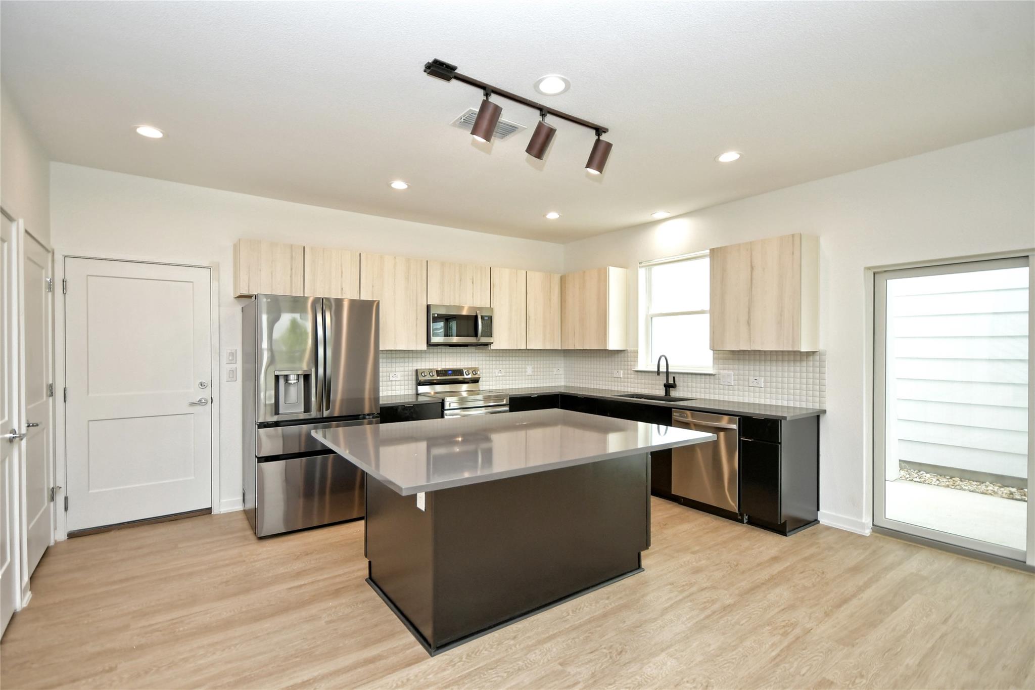 7601 Cooper Ln # 25, Austin, TX 78745