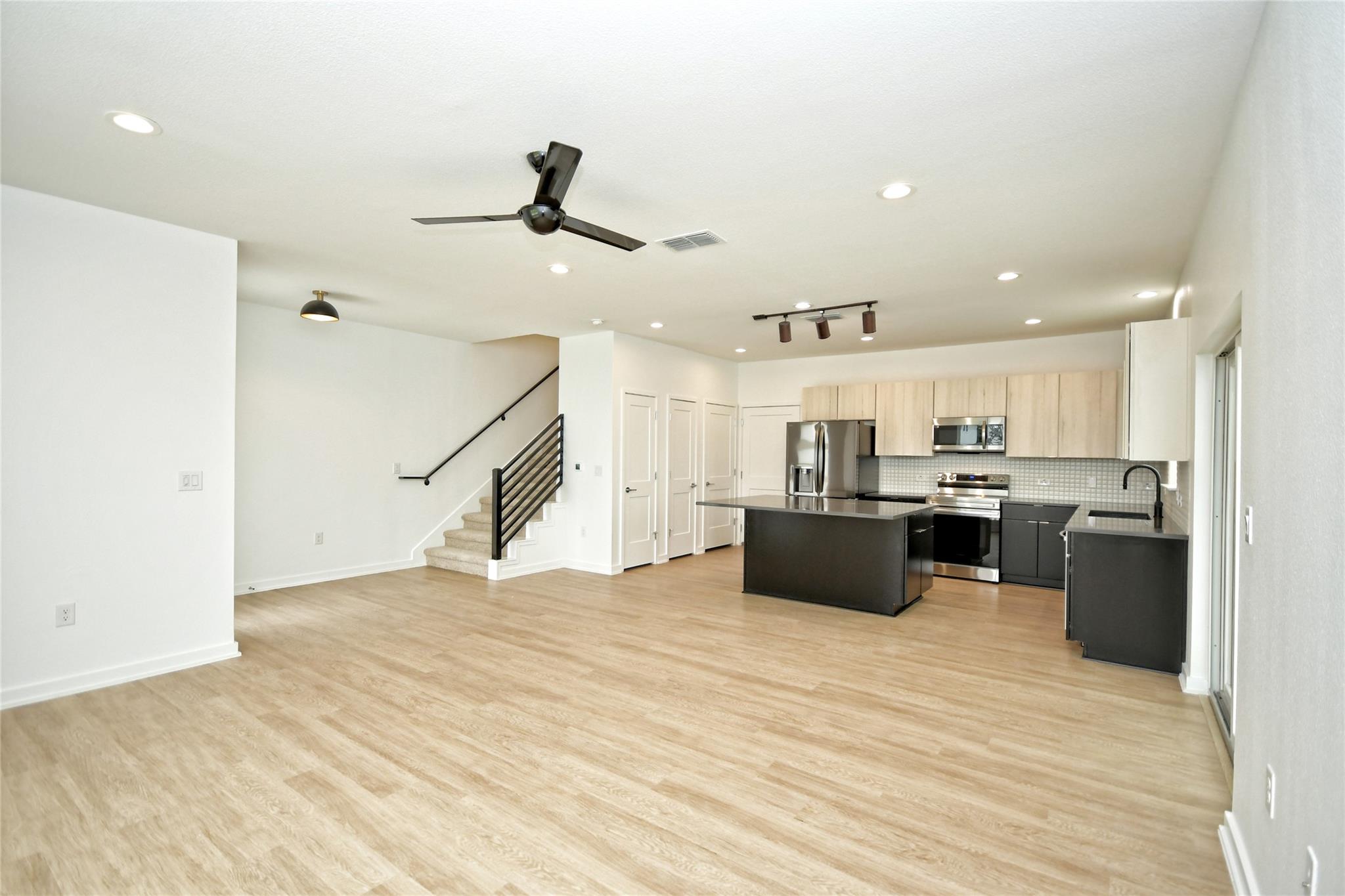 7601 Cooper Ln # 25, Austin, TX 78745