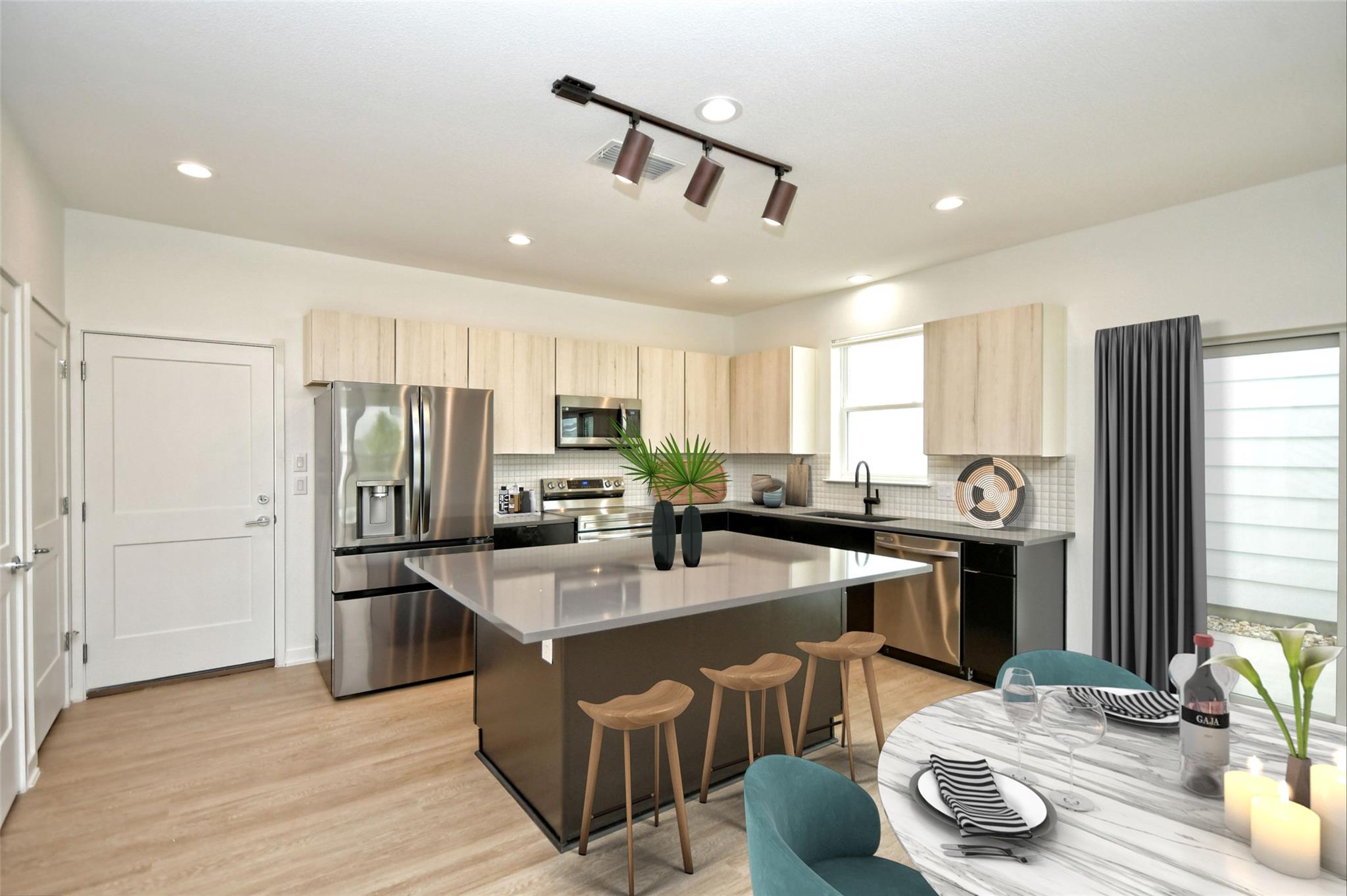 7601 Cooper Ln # 25, Austin, TX 78745