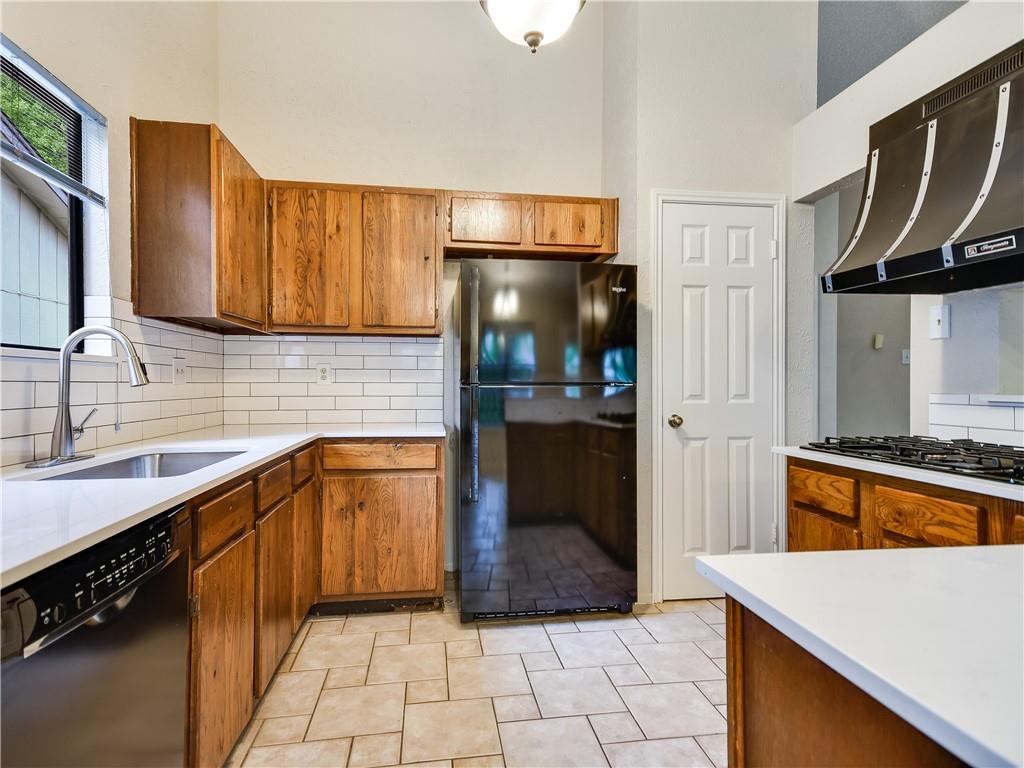 3607 Oak Creek Dr, Austin, TX 78727