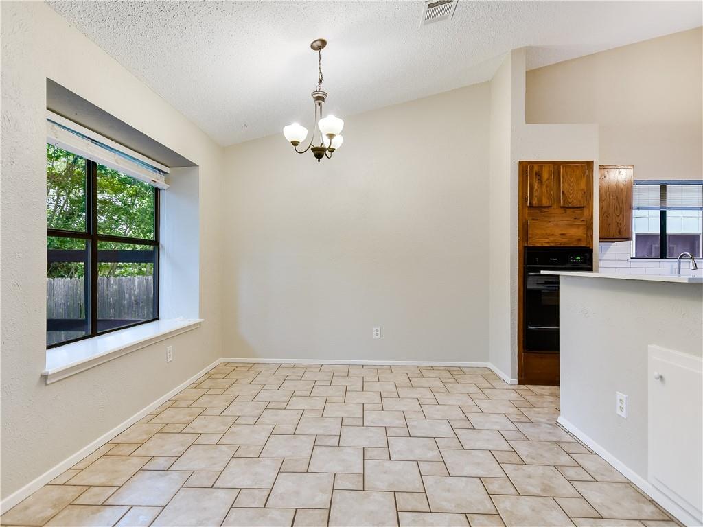 3607 Oak Creek Dr, Austin, TX 78727