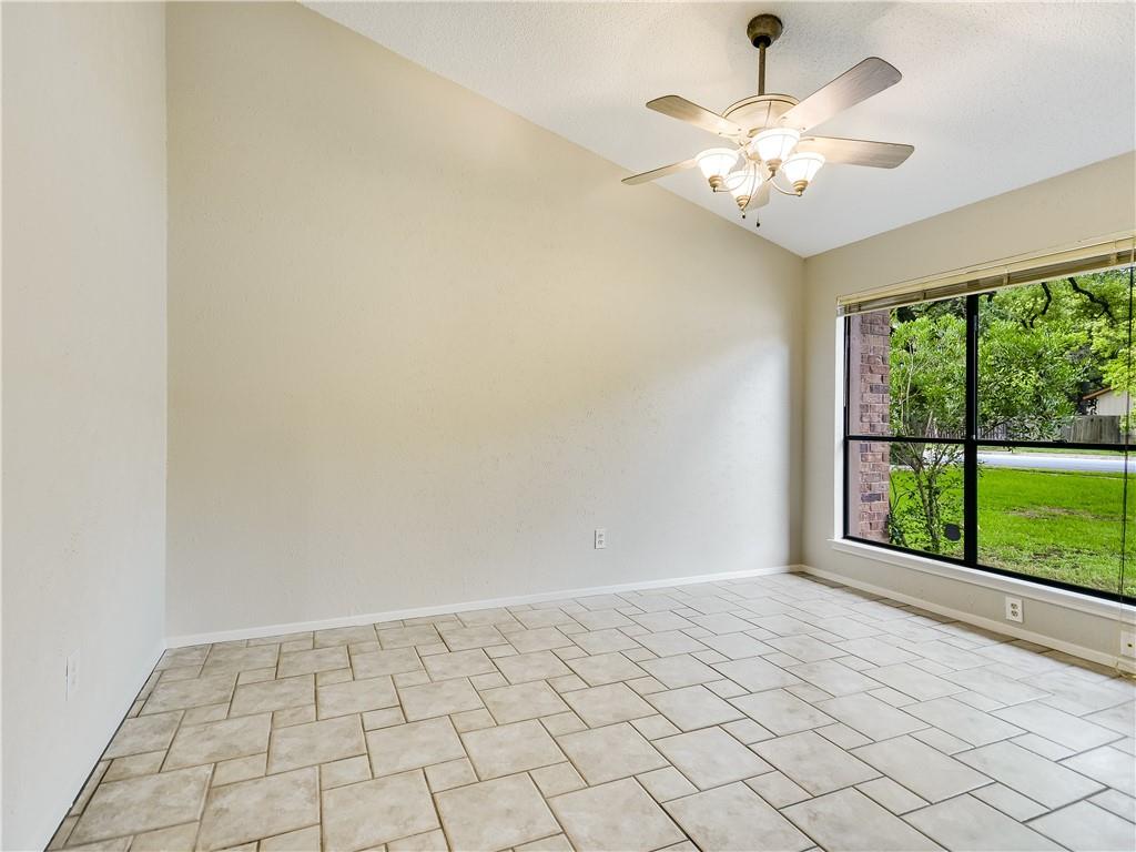 3607 Oak Creek Dr, Austin, TX 78727