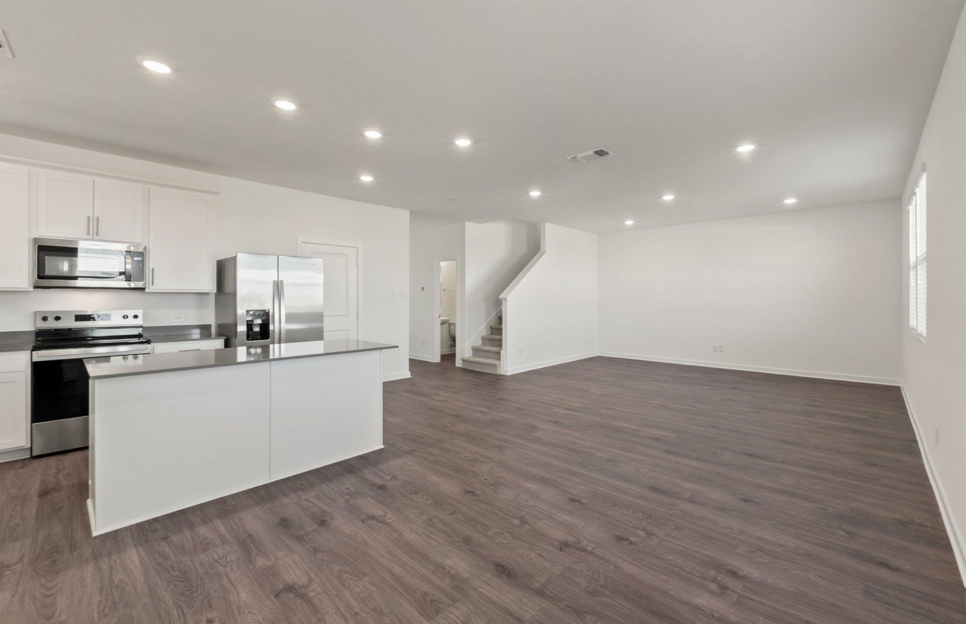 412 Paradise Canyon Dr, Jarrell, TX 76537