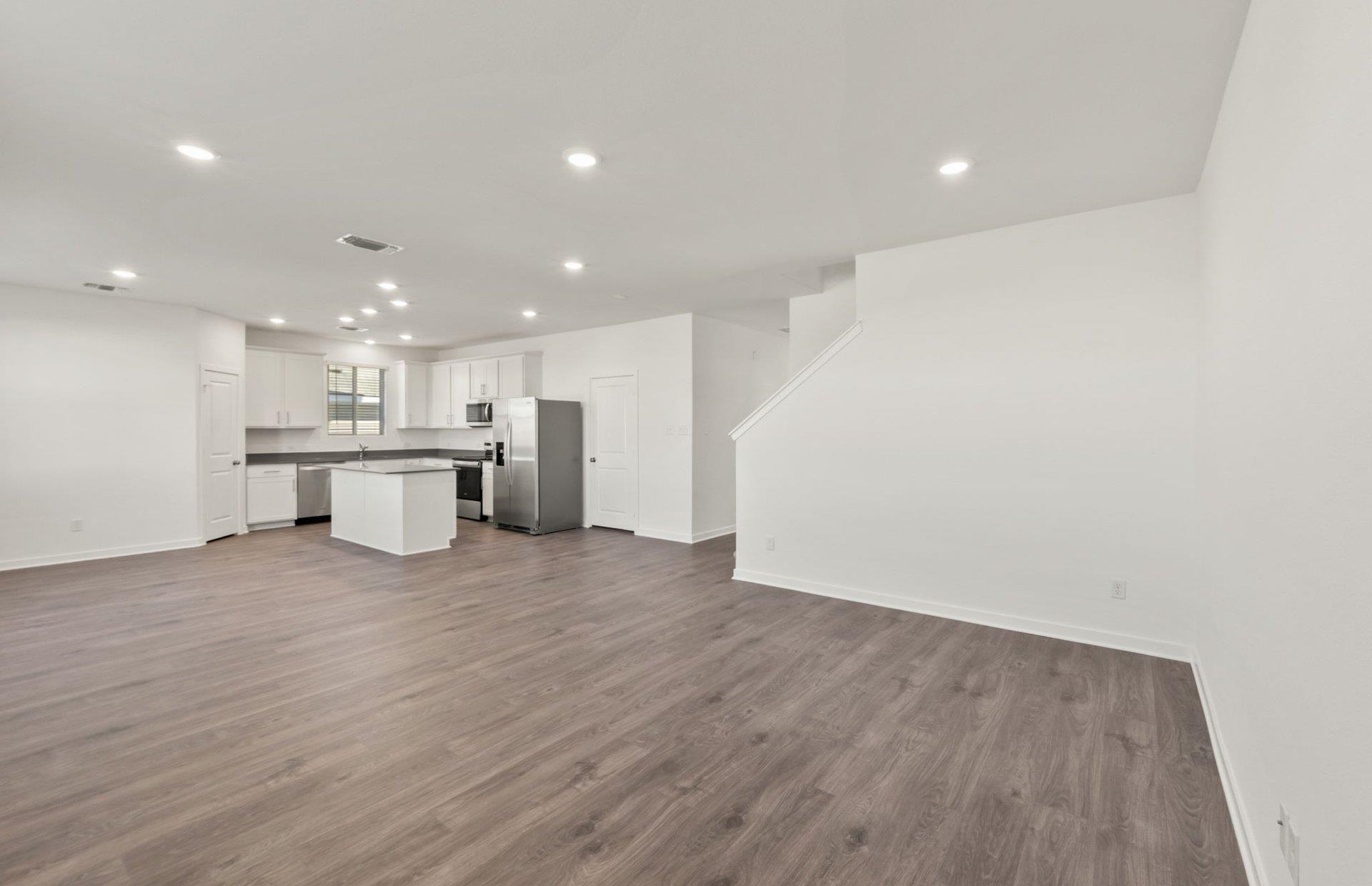 412 Paradise Canyon Dr, Jarrell, TX 76537