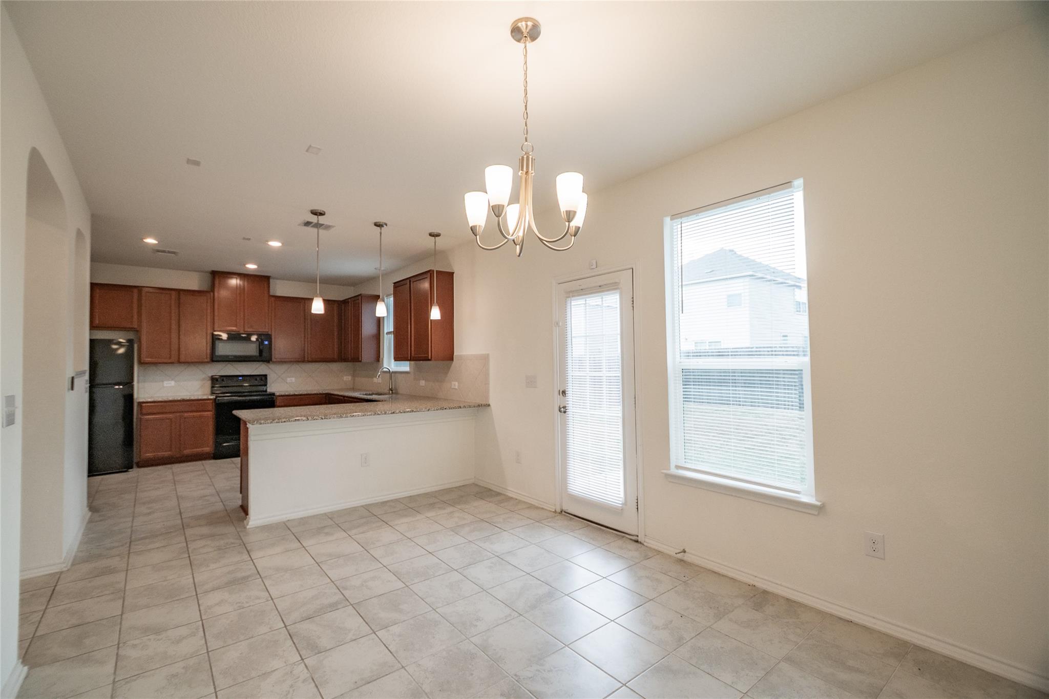 6412 Carriage Pines Dr, Del Valle, TX 78617