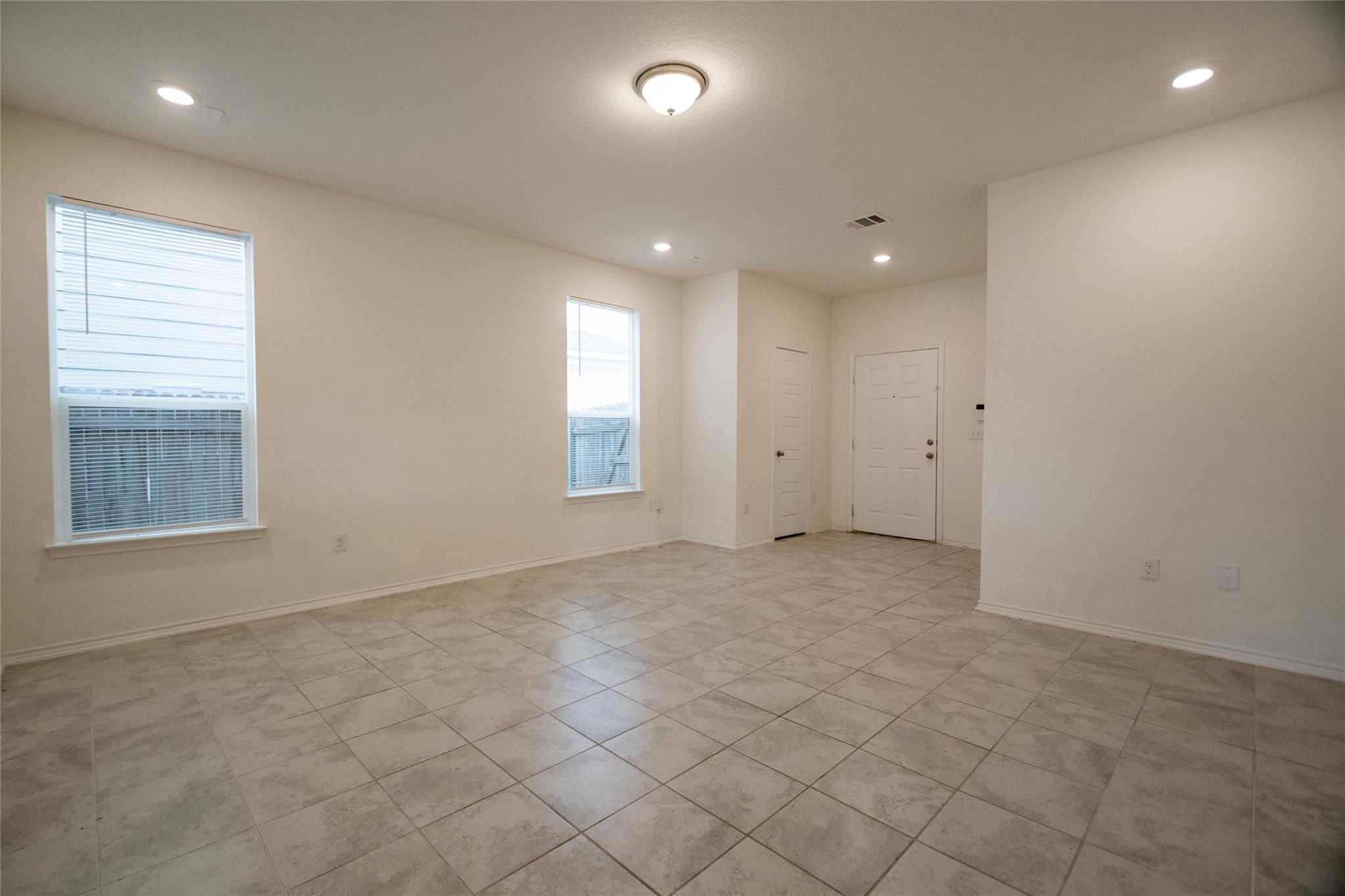 6412 Carriage Pines Dr, Del Valle, TX 78617