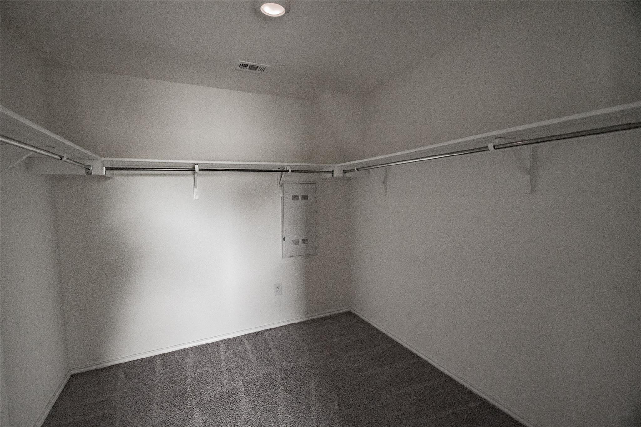 6412 Carriage Pines Dr, Del Valle, TX 78617