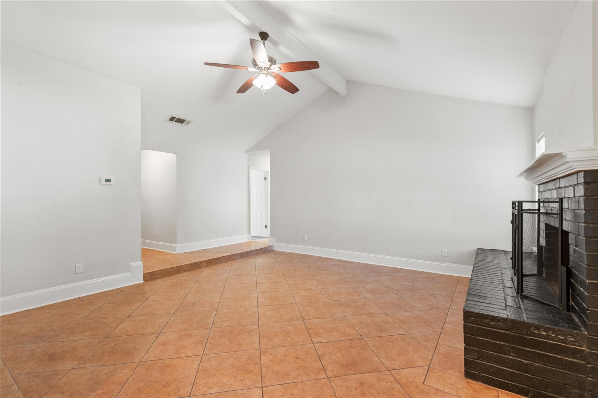 3900 Hillside Dr, Round Rock, TX 78681