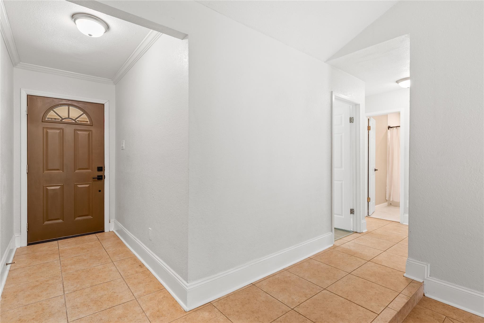 3900 Hillside Dr, Round Rock, TX 78681