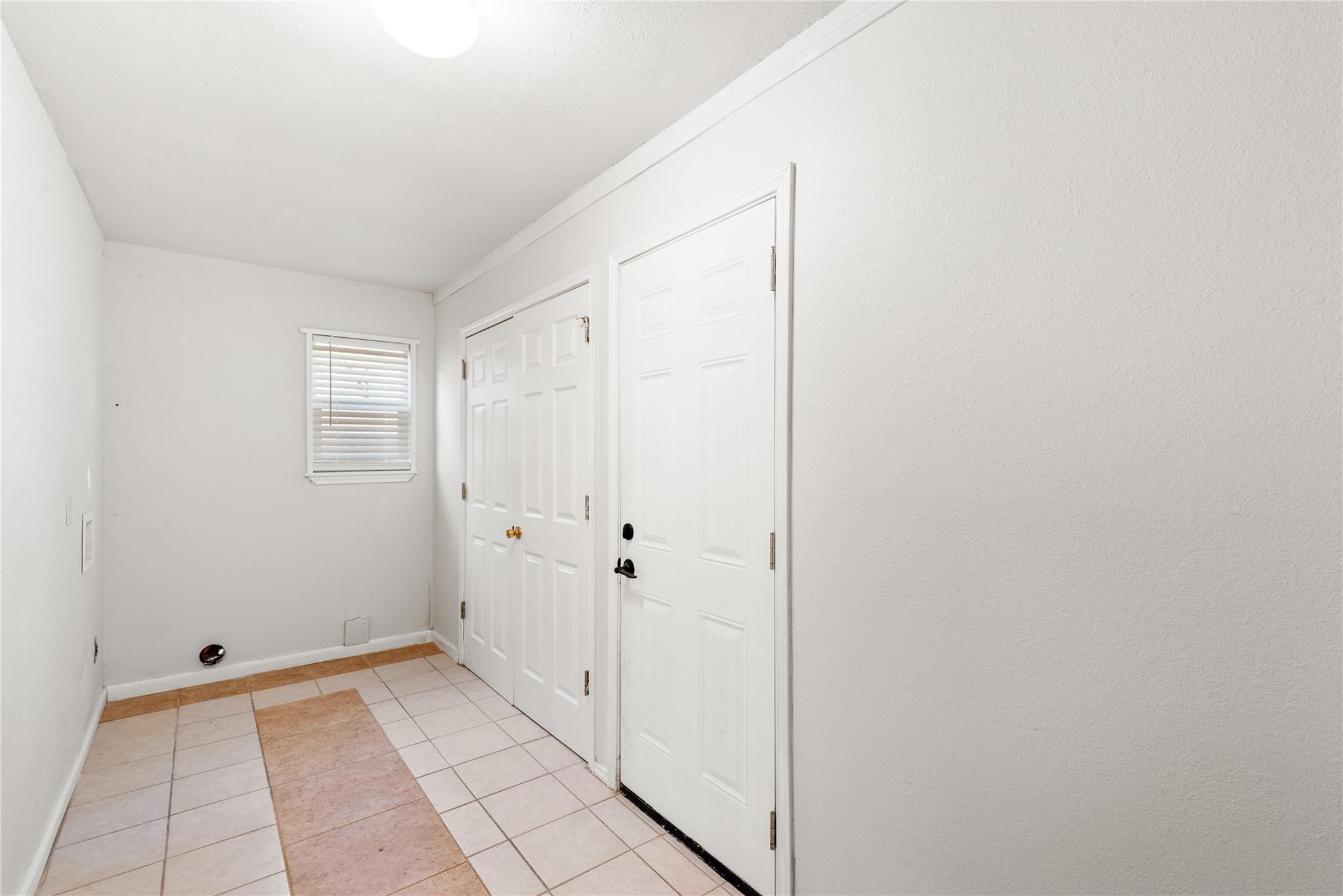 3900 Hillside Dr, Round Rock, TX 78681