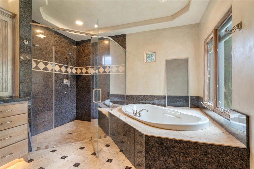 24736 Travis Lakeside Dr # A, Spicewood, TX 78669