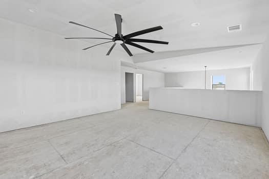 109 La Fortuna Dr, Del Valle, TX 78617