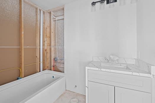 109 La Fortuna Dr, Del Valle, TX 78617