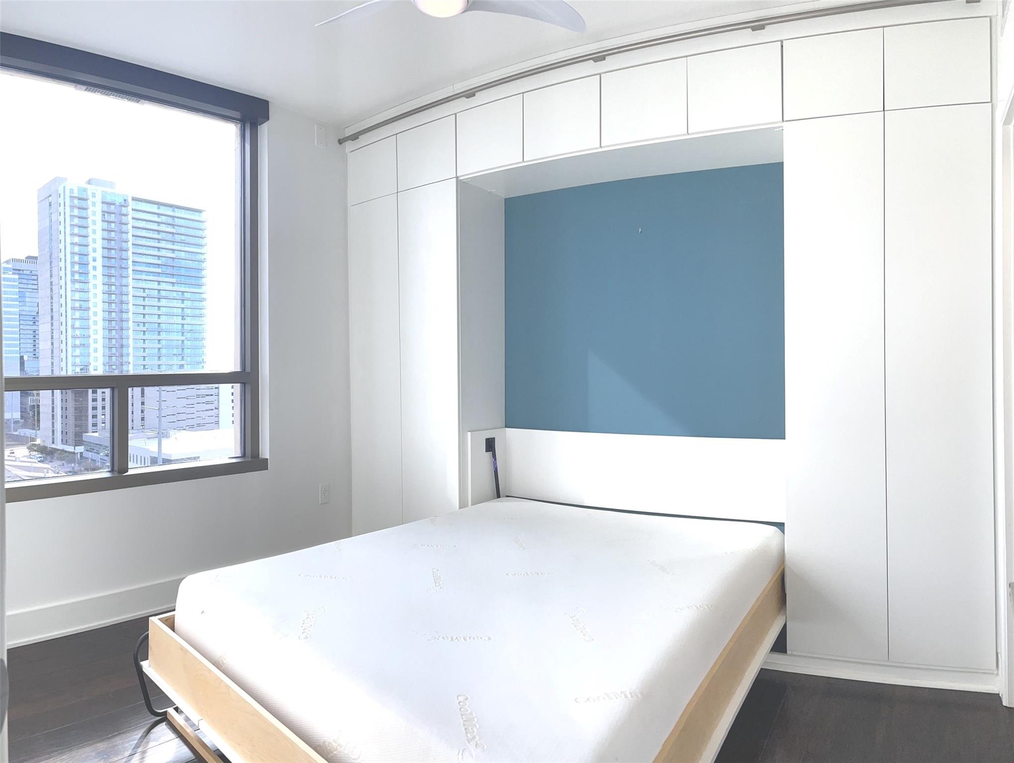 300 Bowie St # 1001, Austin, TX 78703