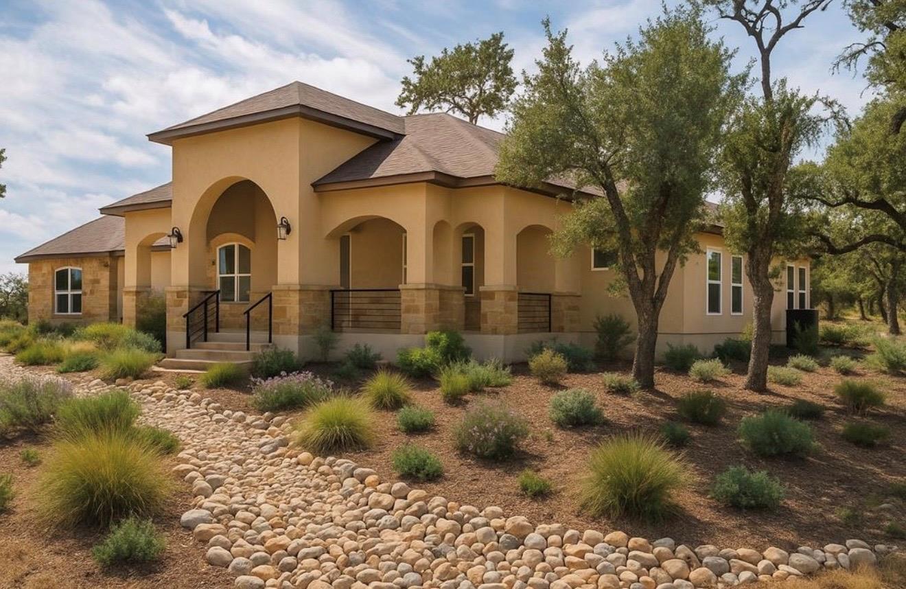 288 Nott Branch Rd, Harper, TX 78631