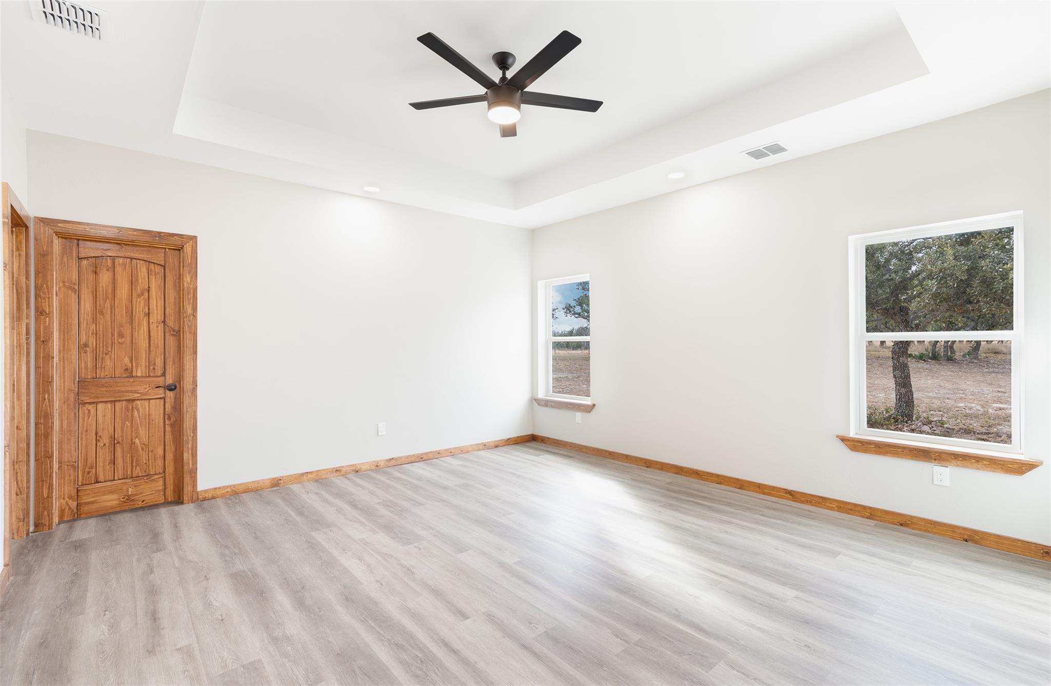 288 Nott Branch Rd, Harper, TX 78631