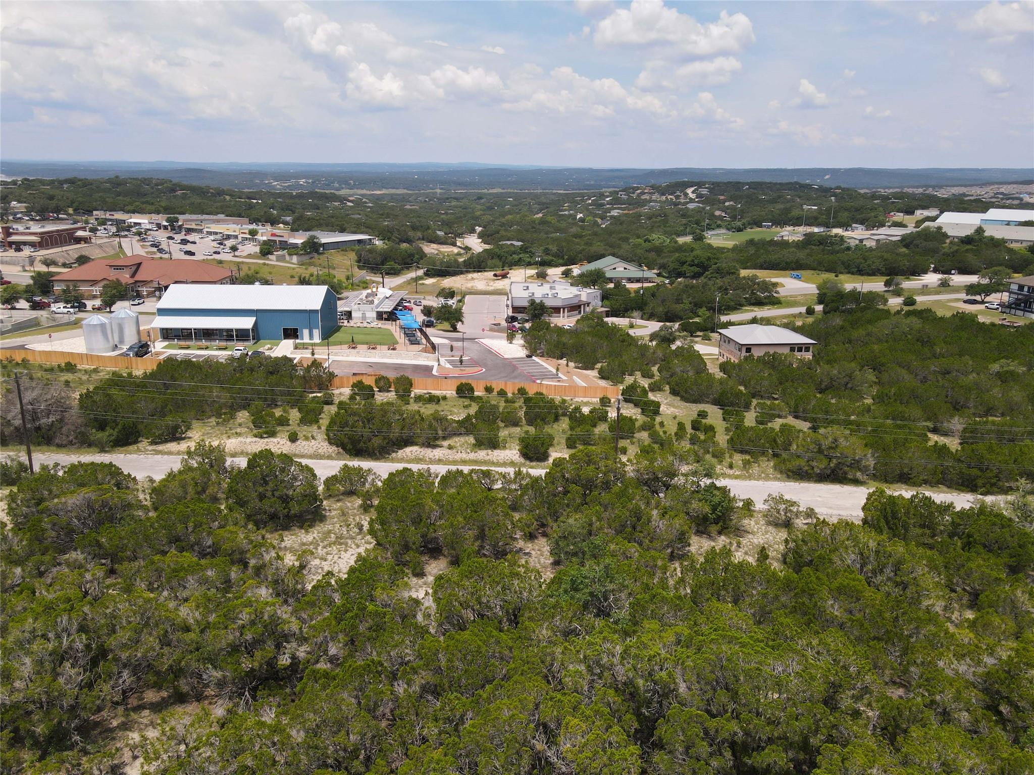 8007 Arapaho Trl, Lago Vista, TX 78645